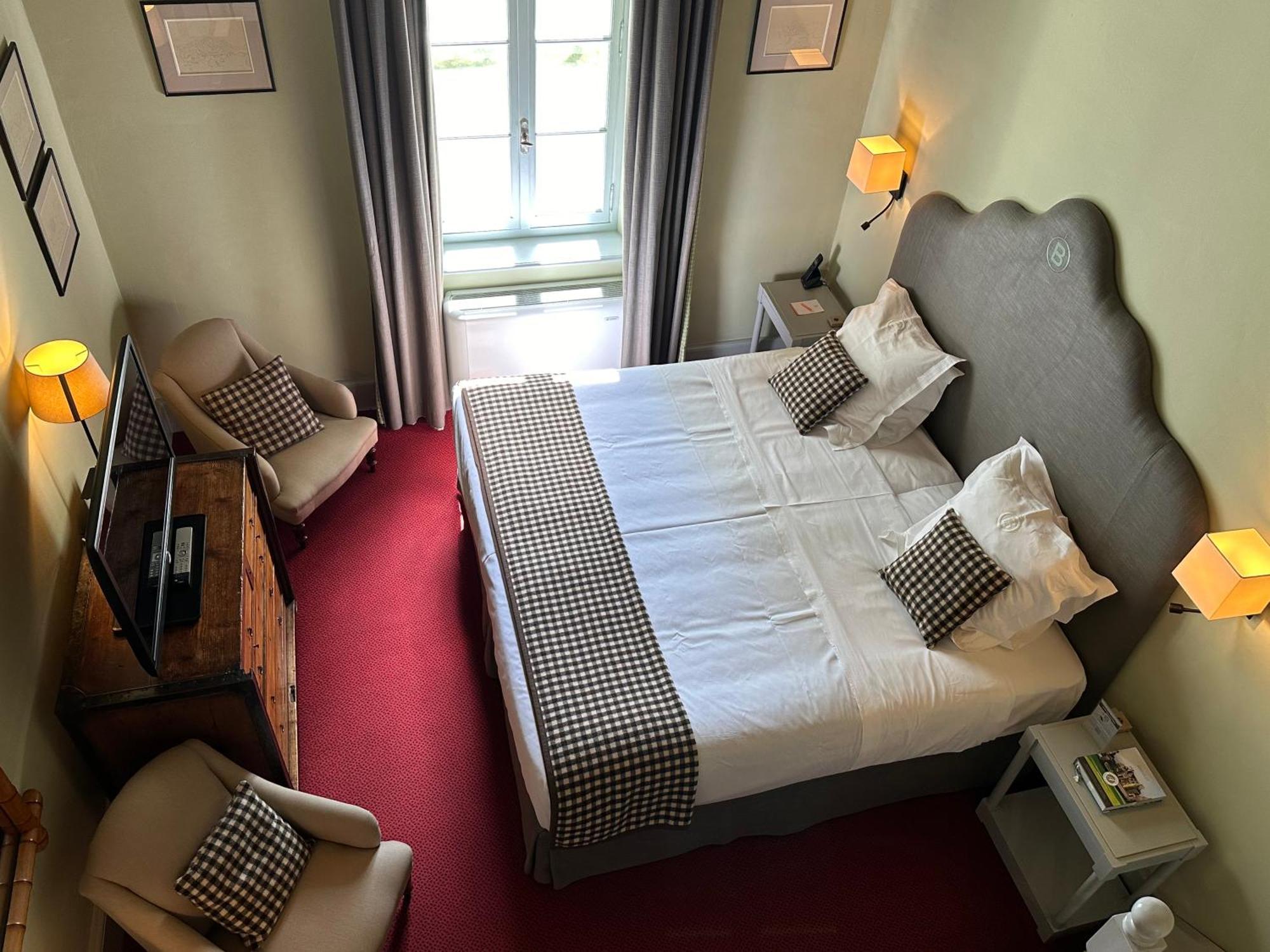 Double or Twin Room - 4