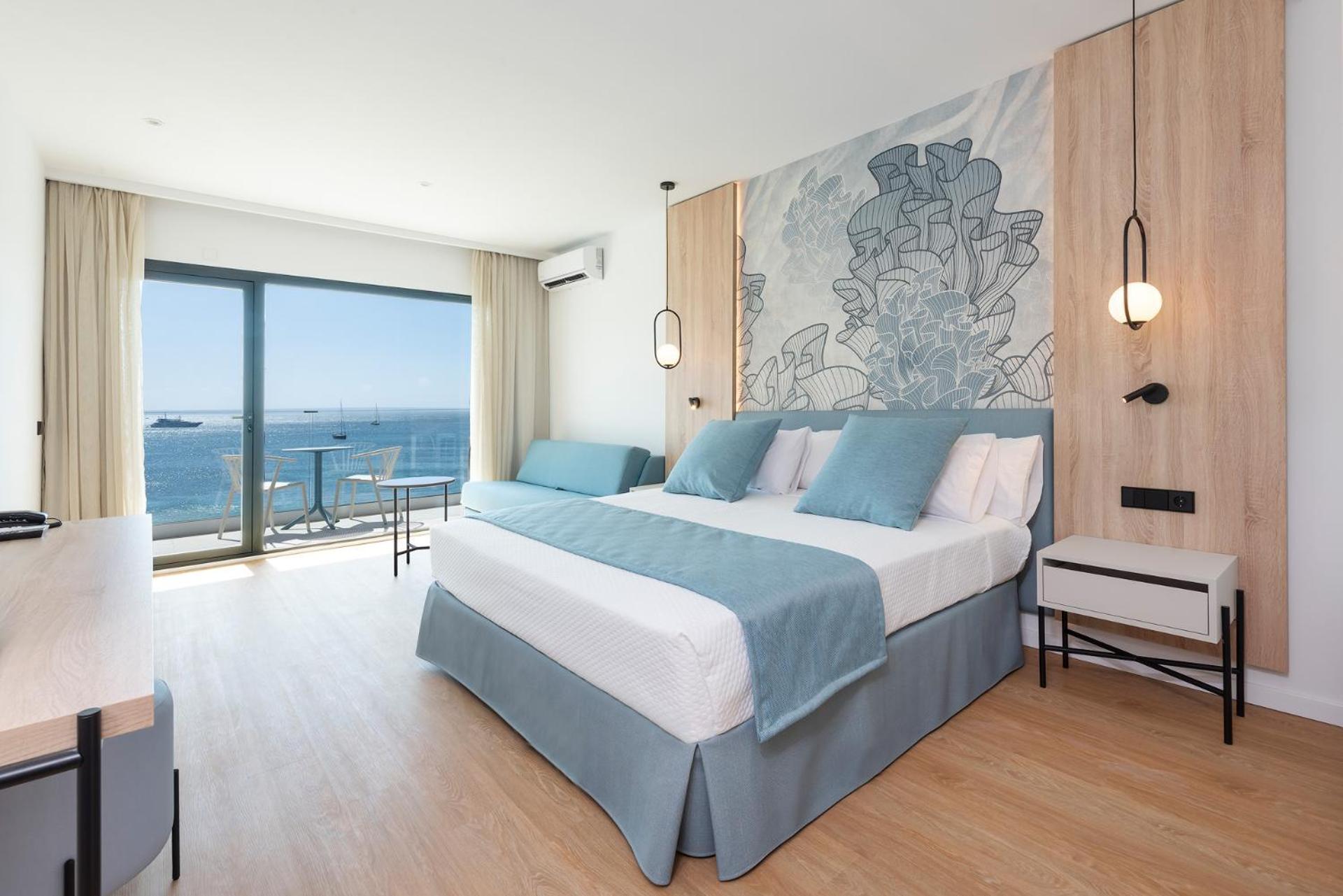 Family Room Sea View