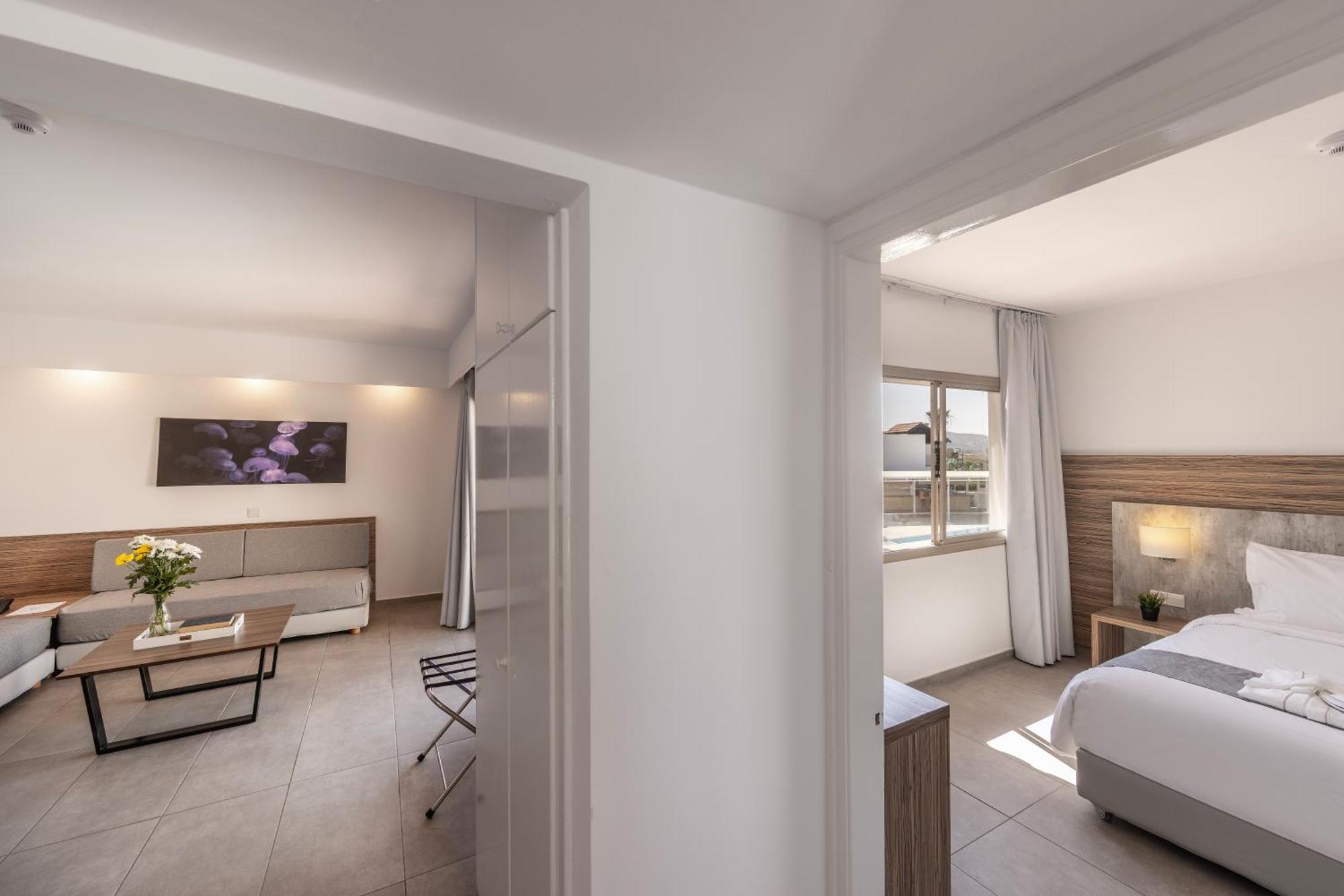 Suite with Sea View