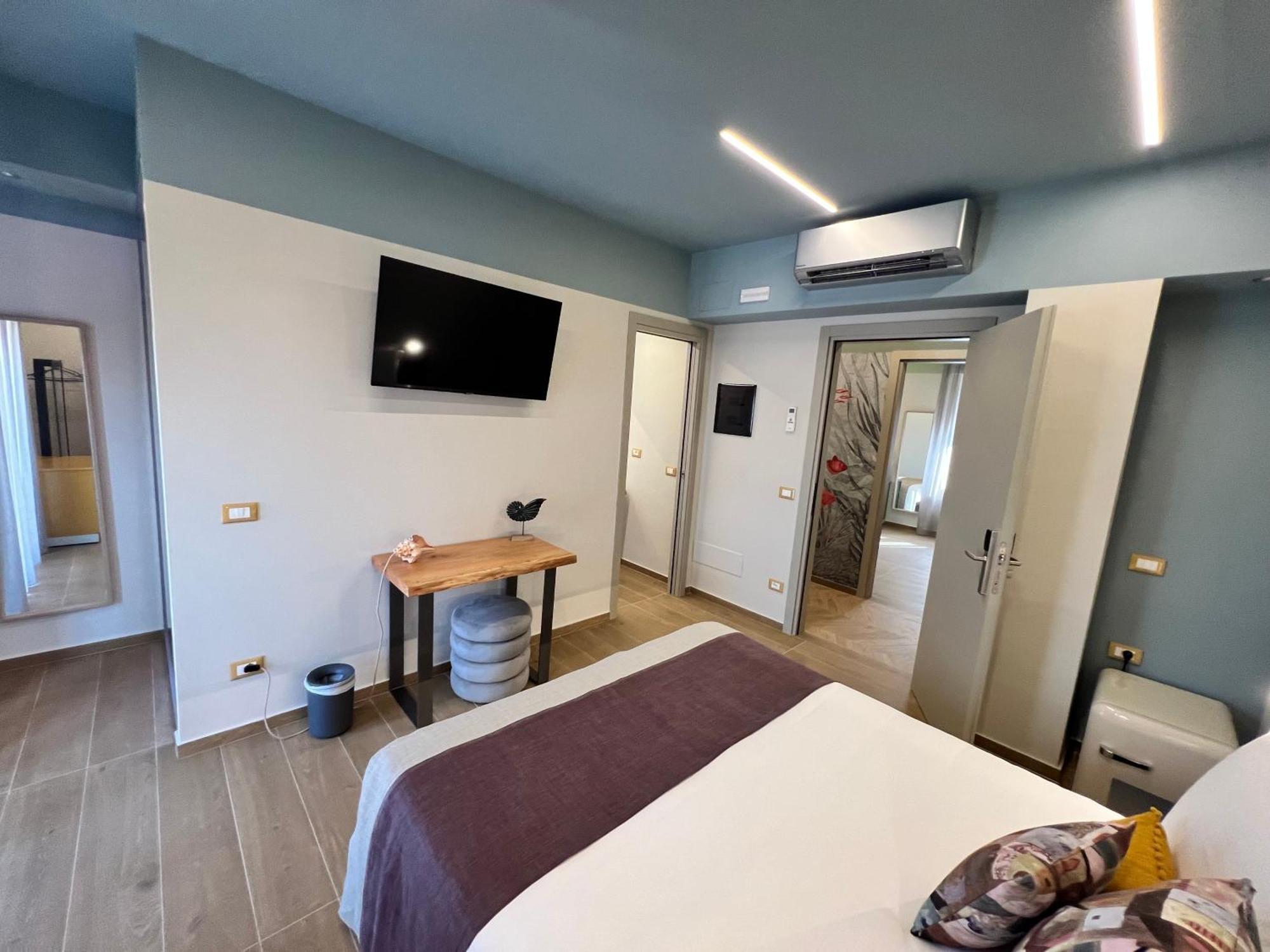Deluxe Double Room,1595176396:JPEG