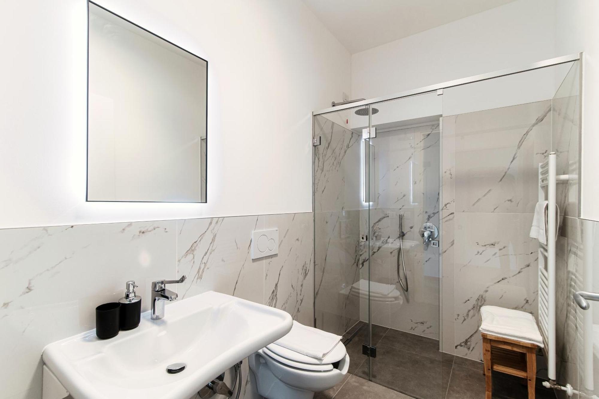Double Room with Lake View,1596463928:JPEG