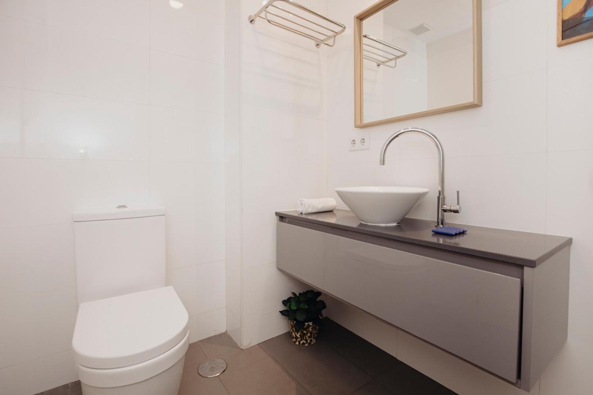 Studio Apartment,1598434302:JPEG