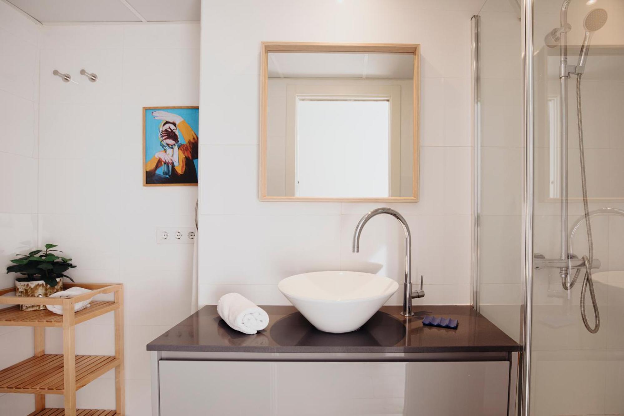 Three-Bedroom Apartment Terrace