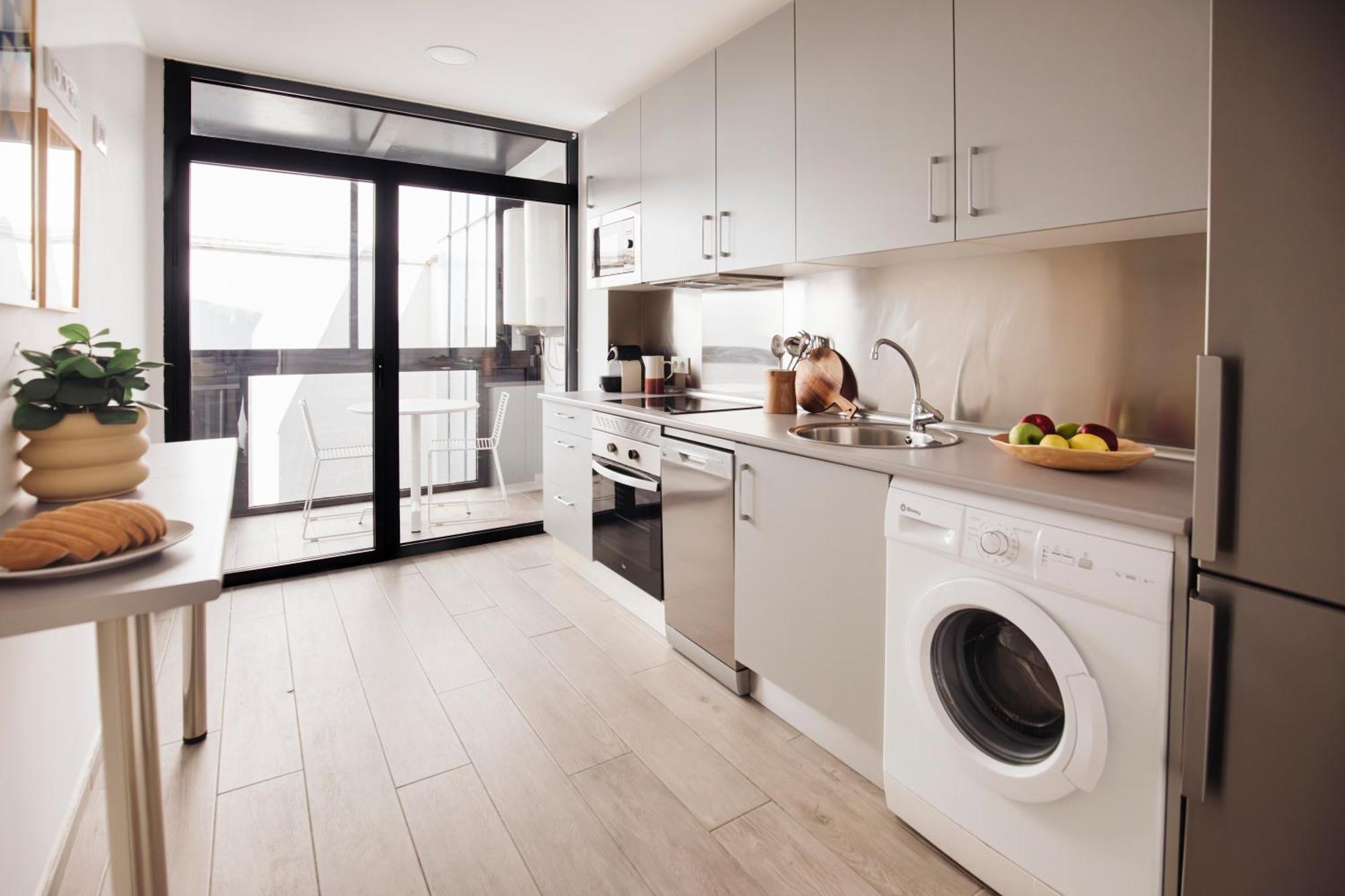 Three-Bedroom Apartment Terrace