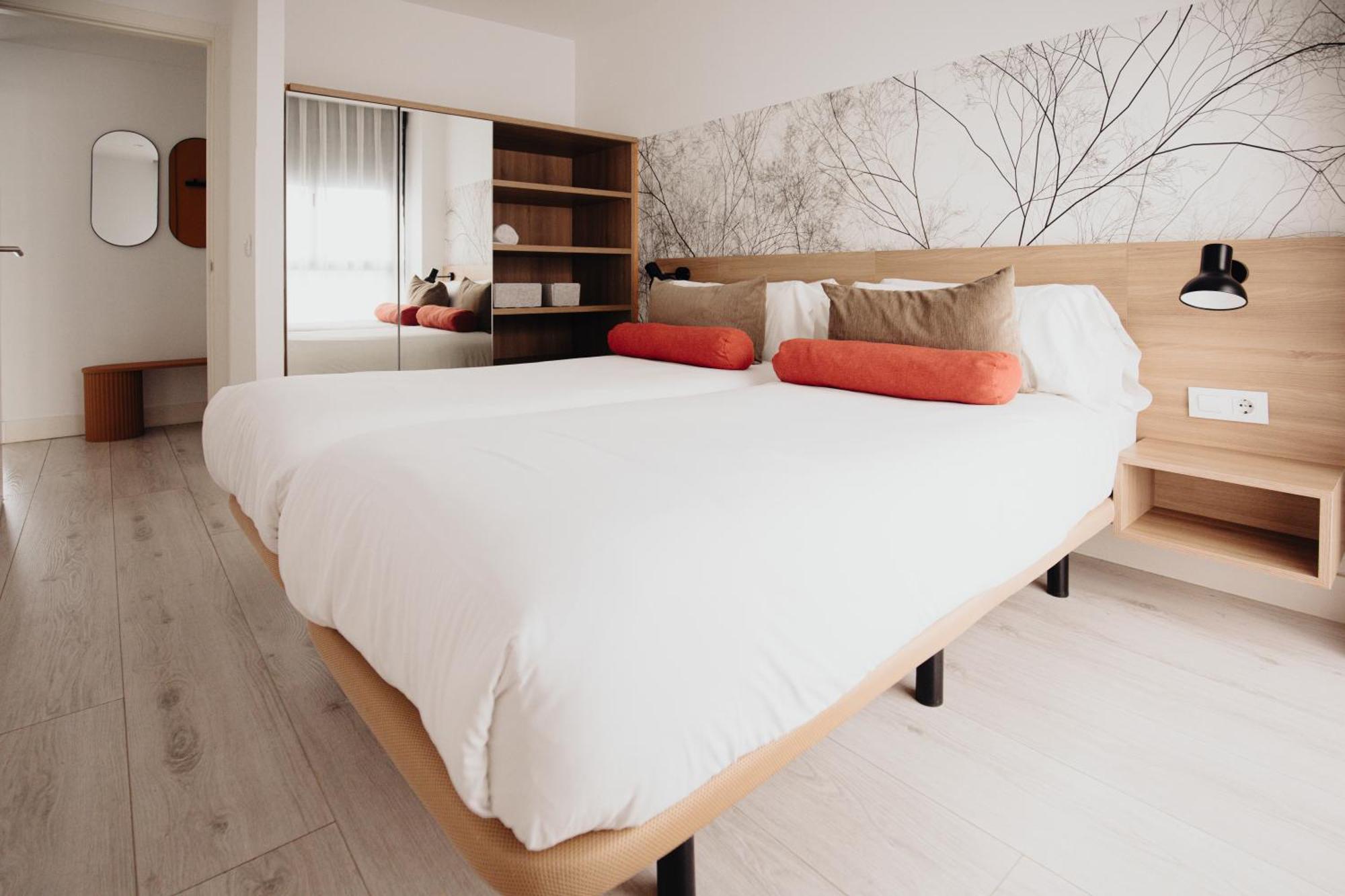 Three-Bedroom Apartment Terrace