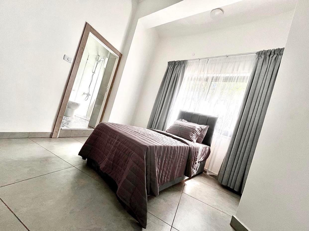 Triple Room Private Bathroom