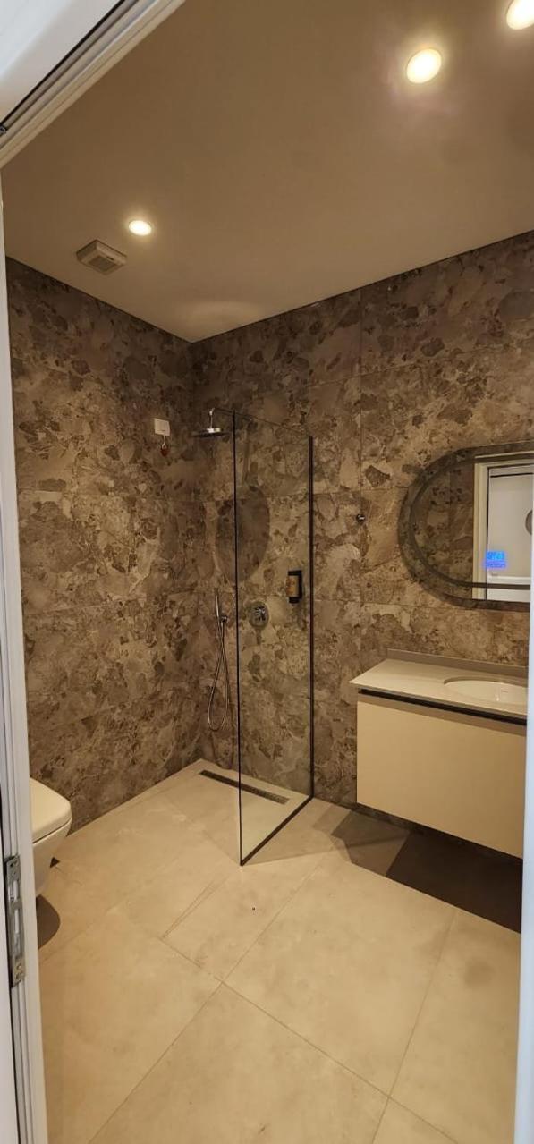 Deluxe Suite,1603143778:JPEG