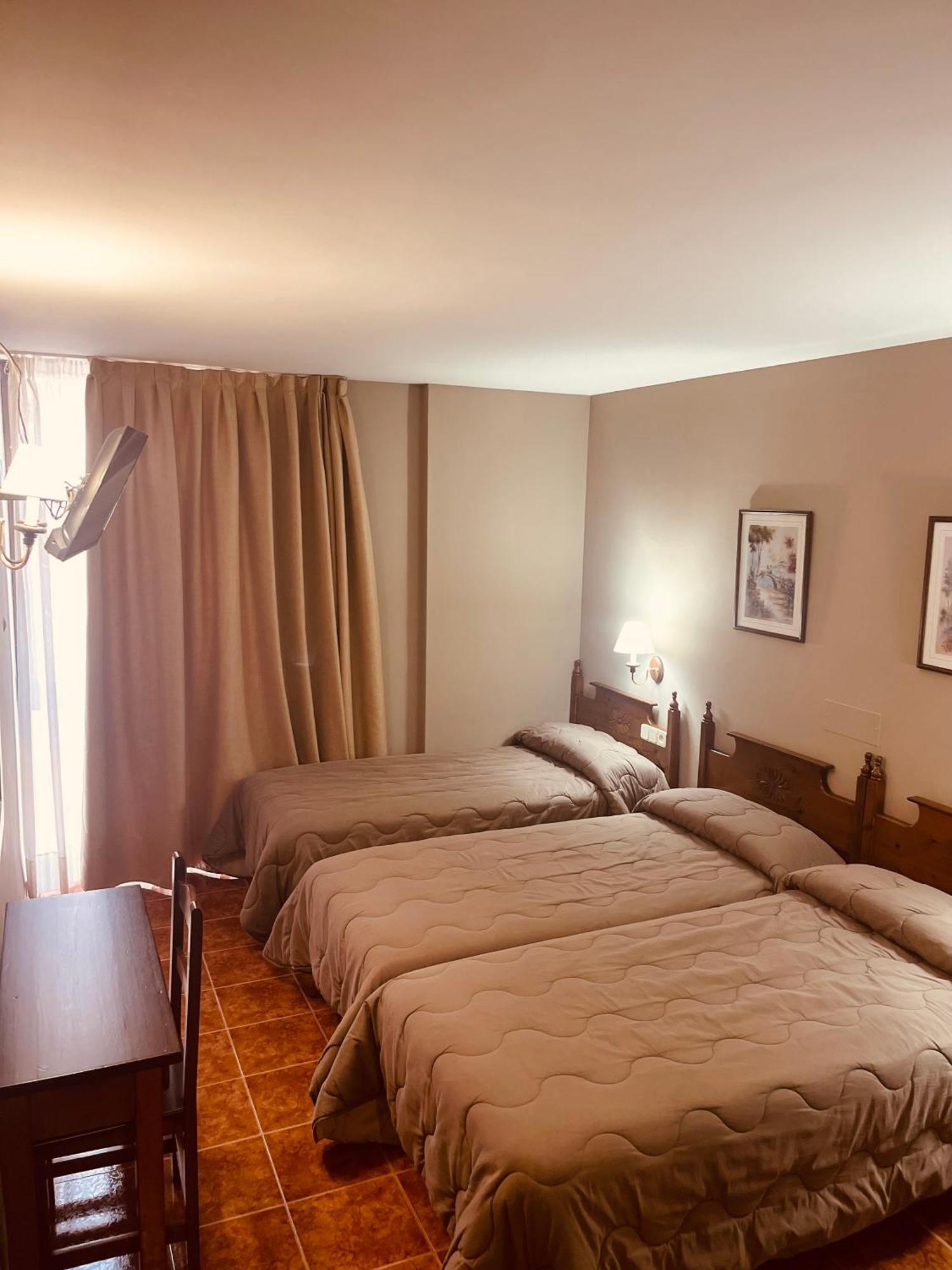 Triple Room (3 Adults),1603731553:JPEG