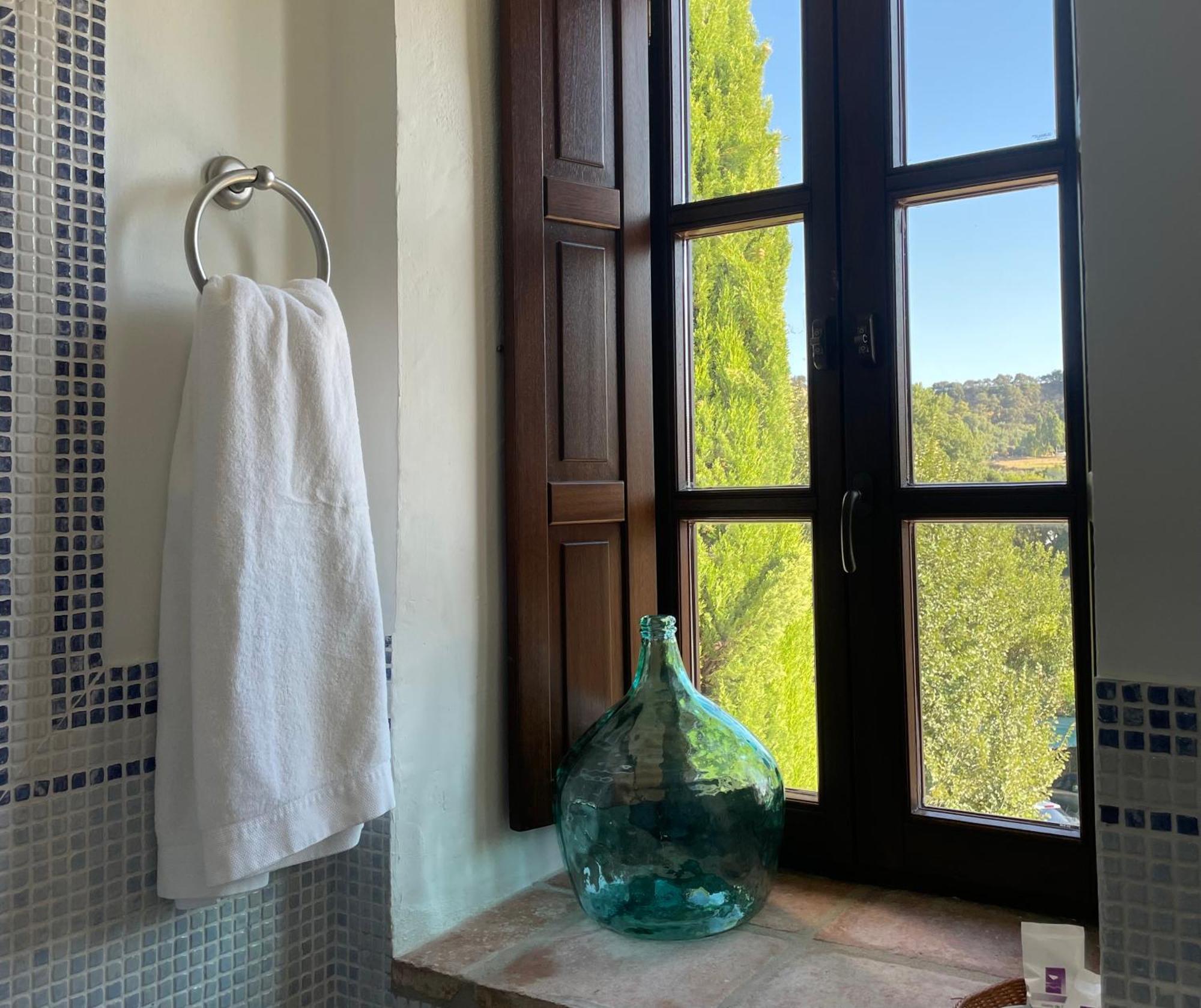 Double or Twin Room Garden View