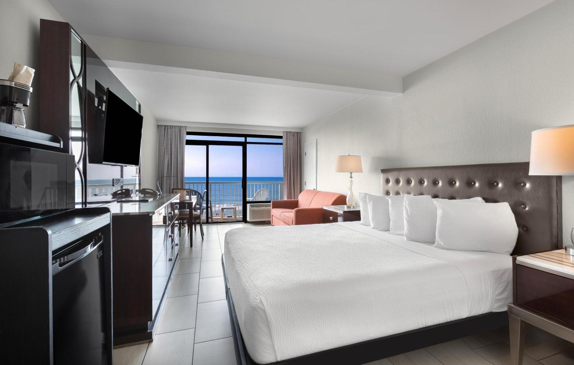 Studio Oceanfront,1606575906:JPEG