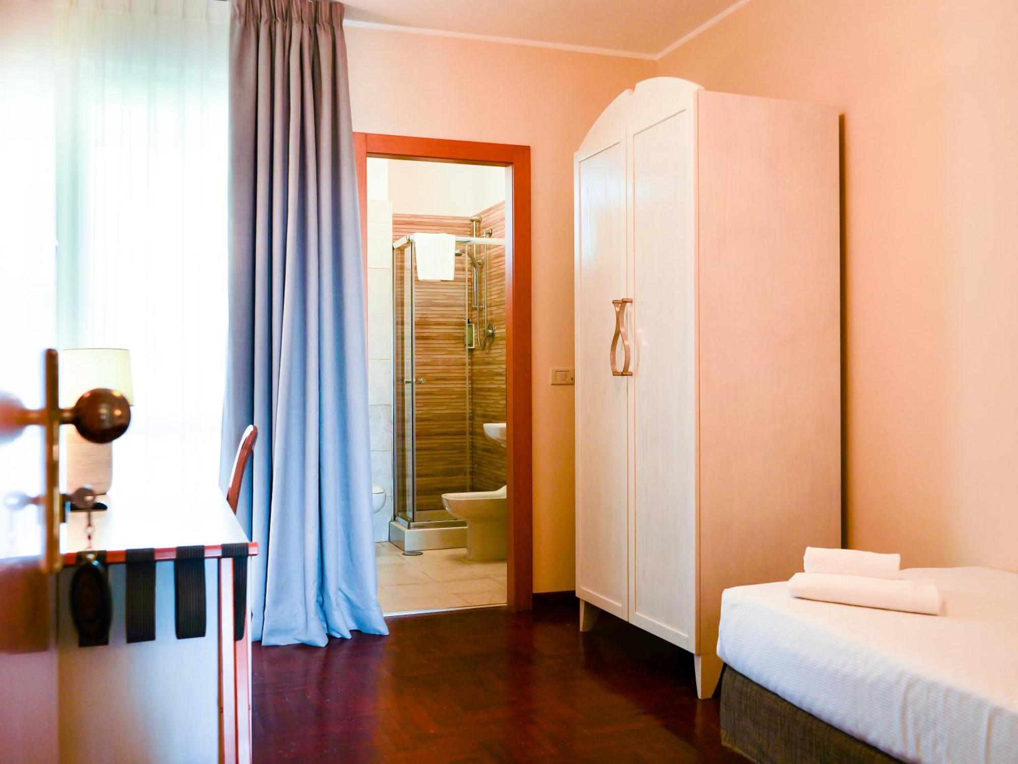 Single Room,1607368028:JPEG