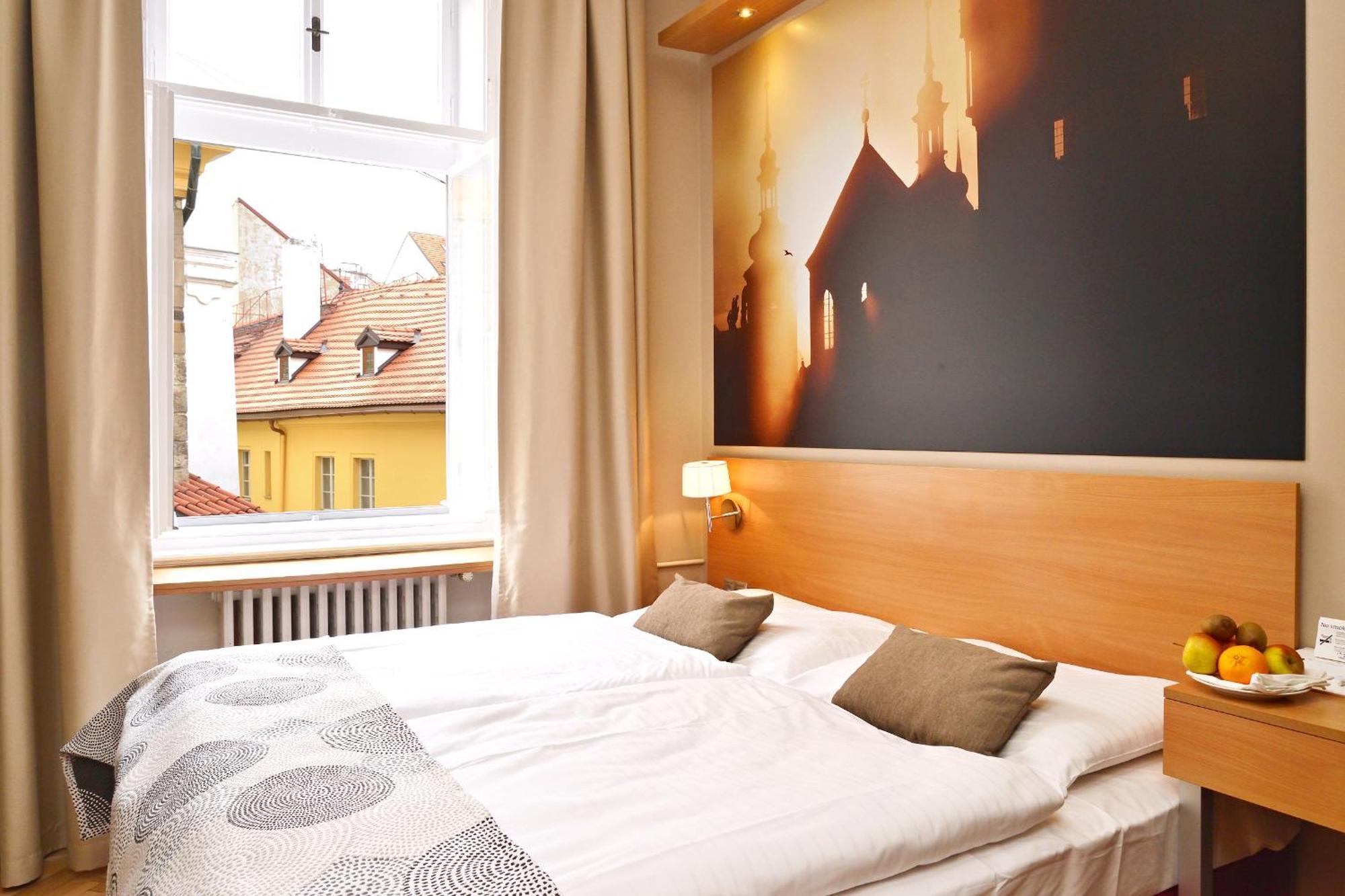 Small Room - Special Offer,1662975123:JPEG