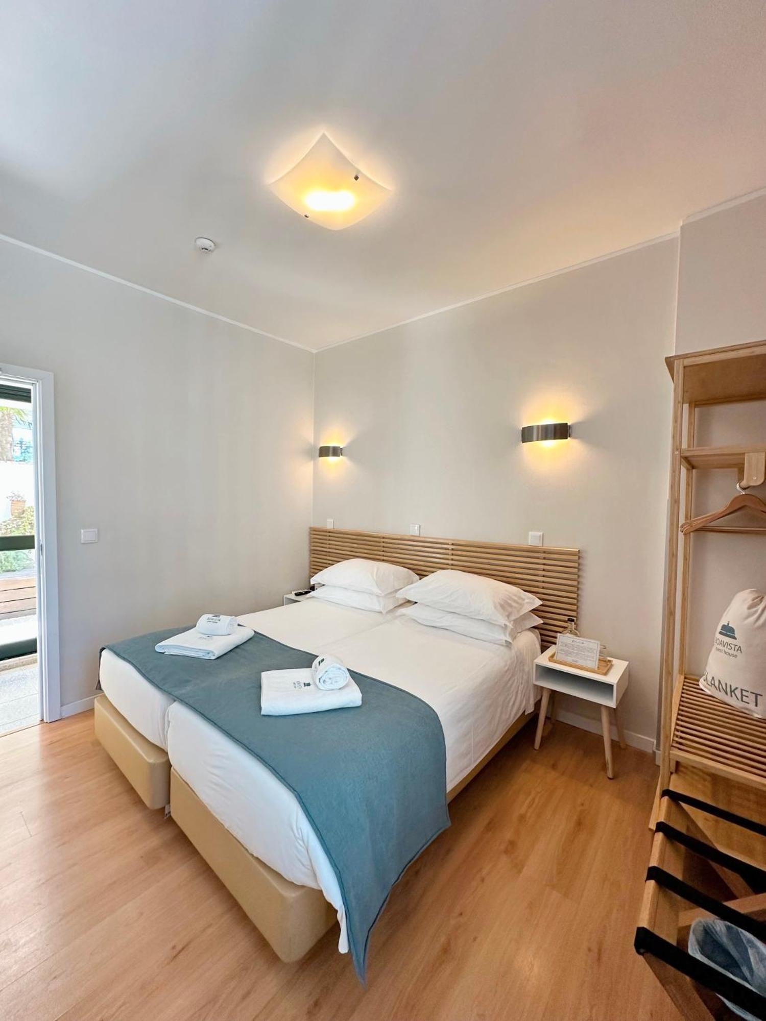 Twin Room,1610217440:JPEG