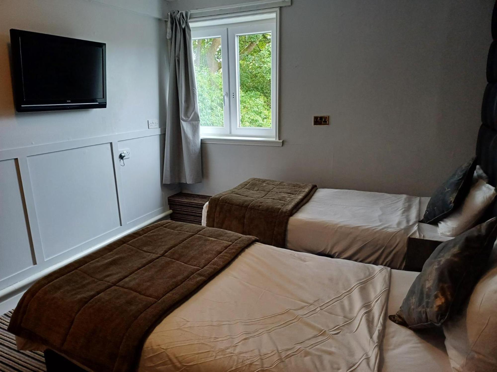 Chambre Lits Jumeaux avec Salle de Bains Privative