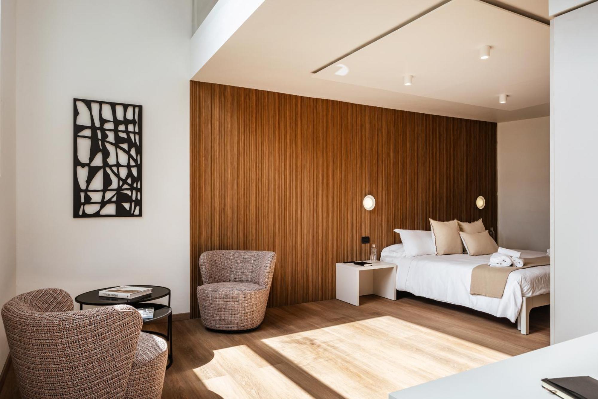 Deluxe Loft Suite Split Level