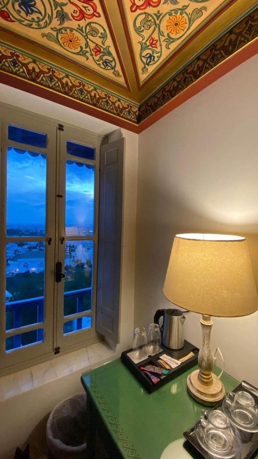 Deluxe Double Room Shower