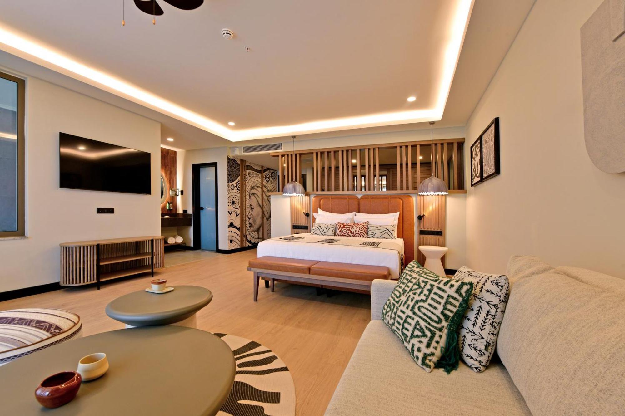 Superior Jacuzzi Room Forest View