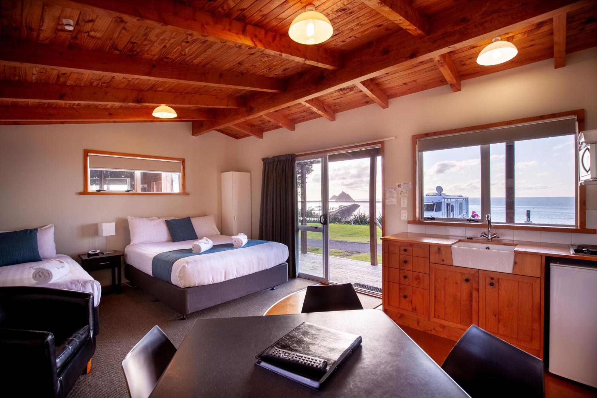 Motel Studio