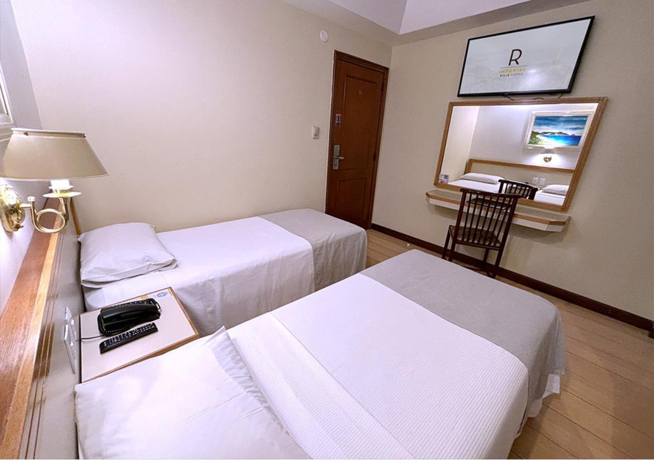 Quarto Twin Standard