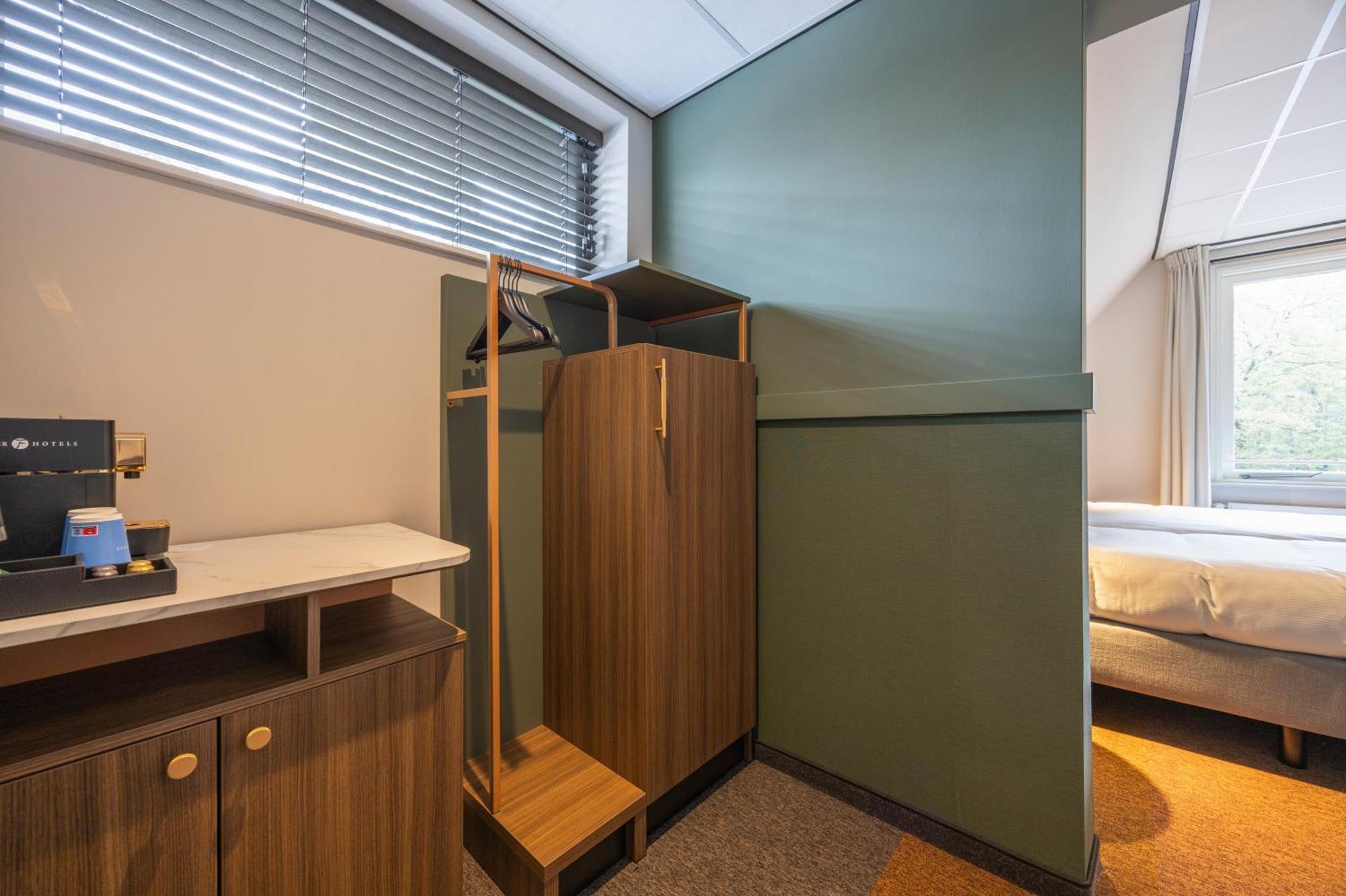 Small Double Room,1620198723:JPEG