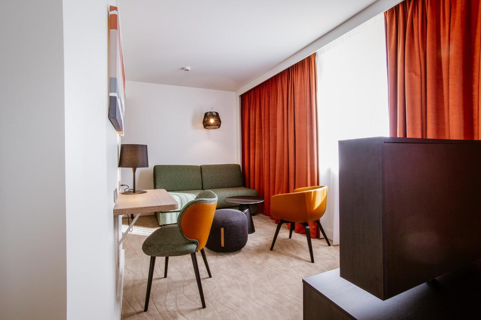 Suite with Double Bed and Double Sofa