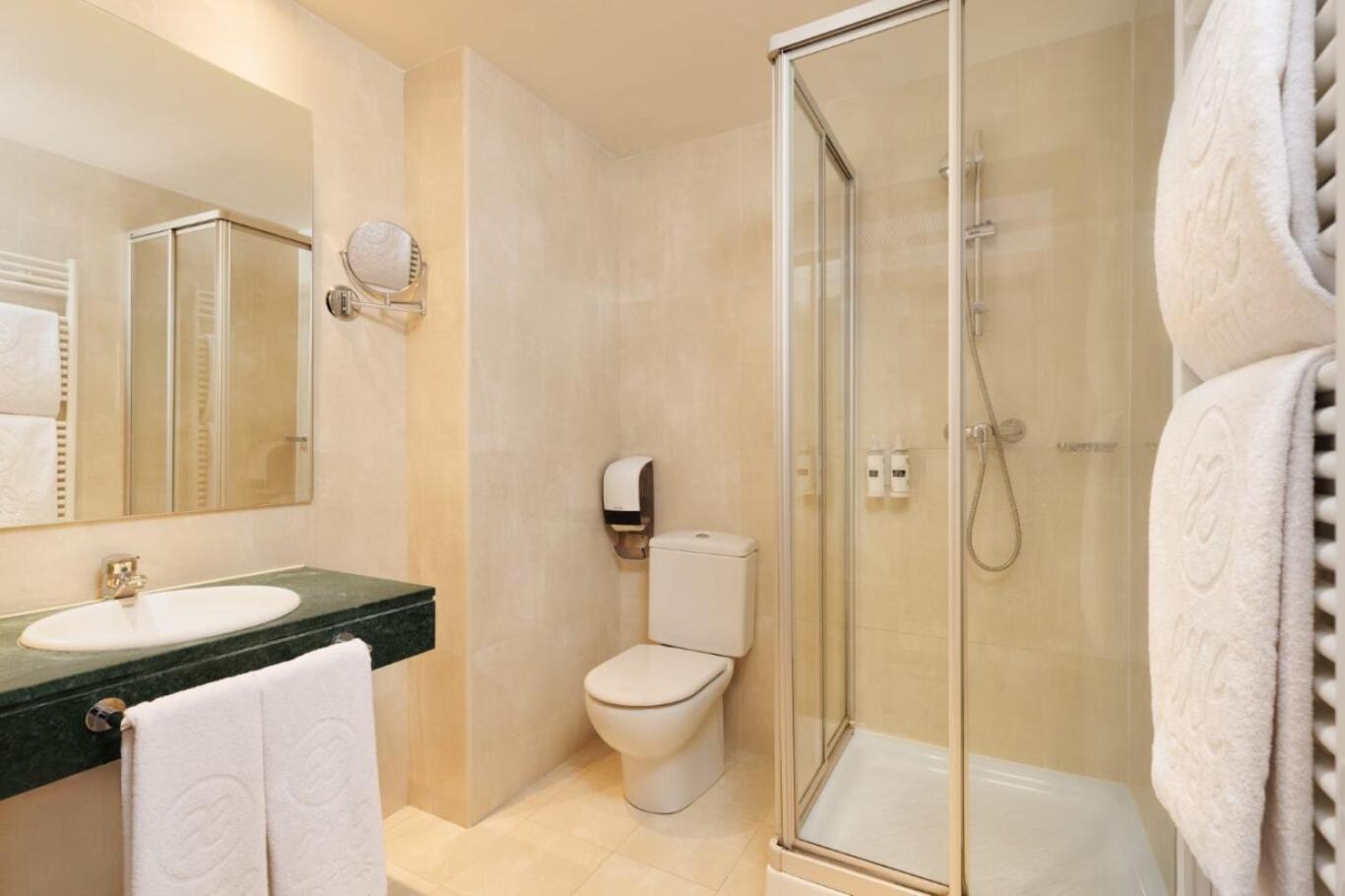 Habitación Familiar