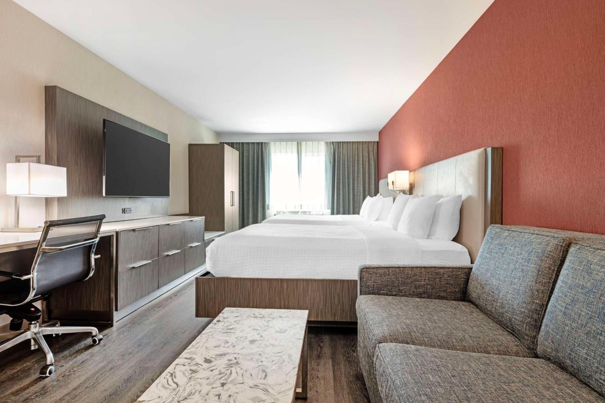 Queen Room with Two Queen Beds and Sofa Bed - Non-Smoking,1623695350:JPEG