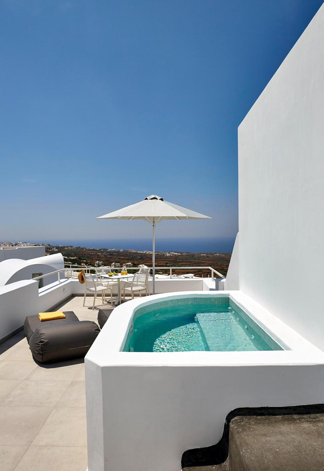 Executive 2BD Suite Sea View & outdoor Jacuzzi