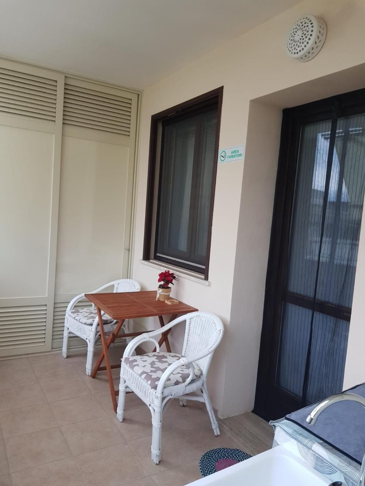 Appartamento con 2 Camere da Letto e Balcone