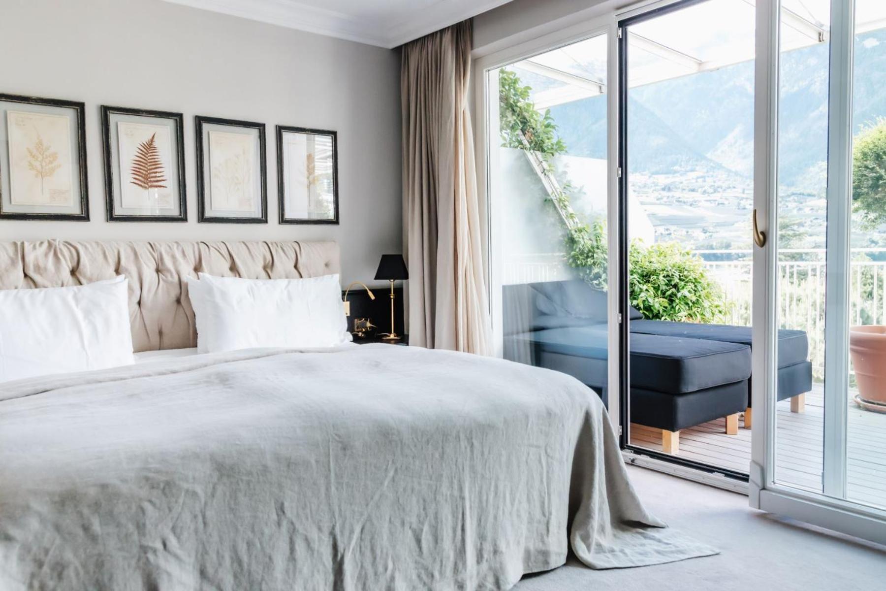 Two-Bedroom Suite,1629838163:JPEG