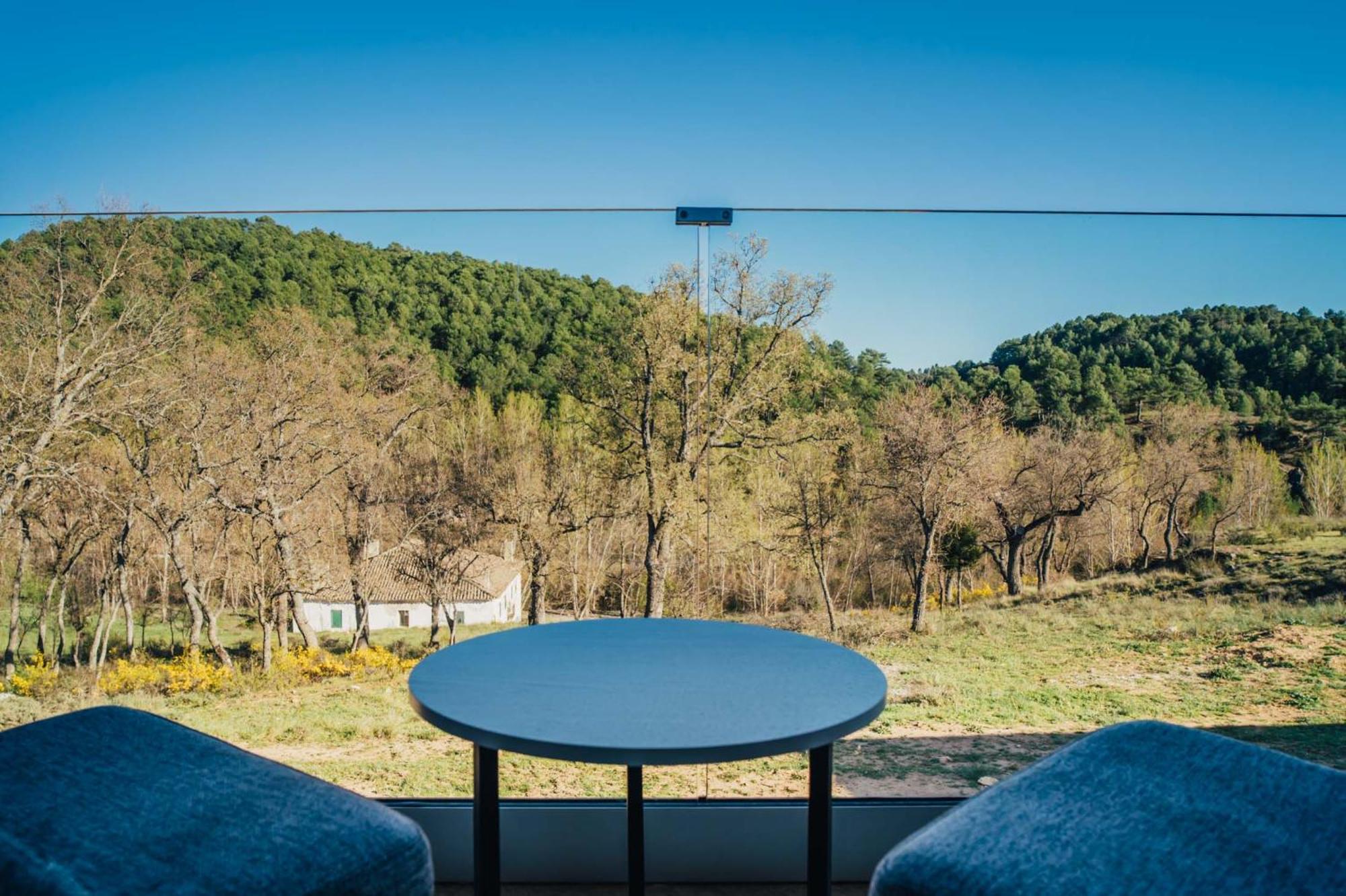 Habitación Doble con vistas a la montaña
