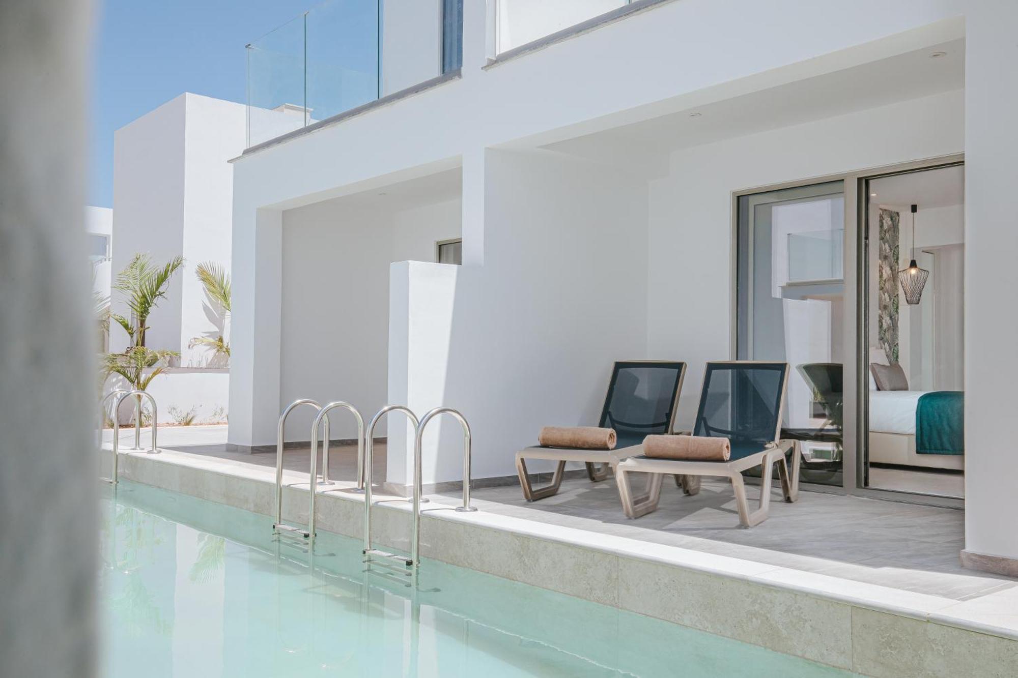 Double Room Swim Up