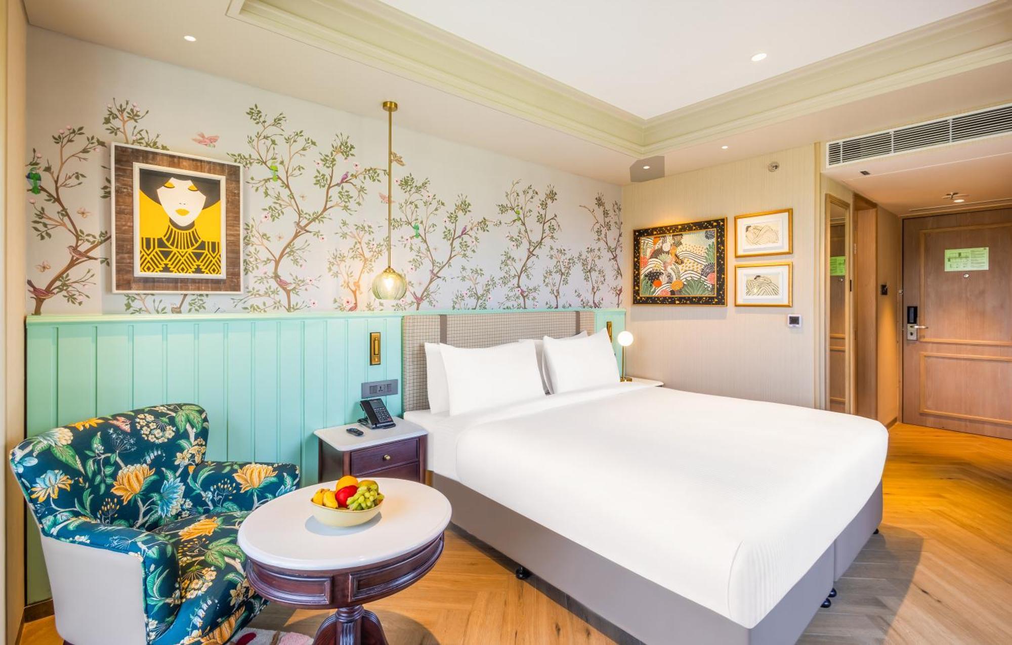 Executive Room