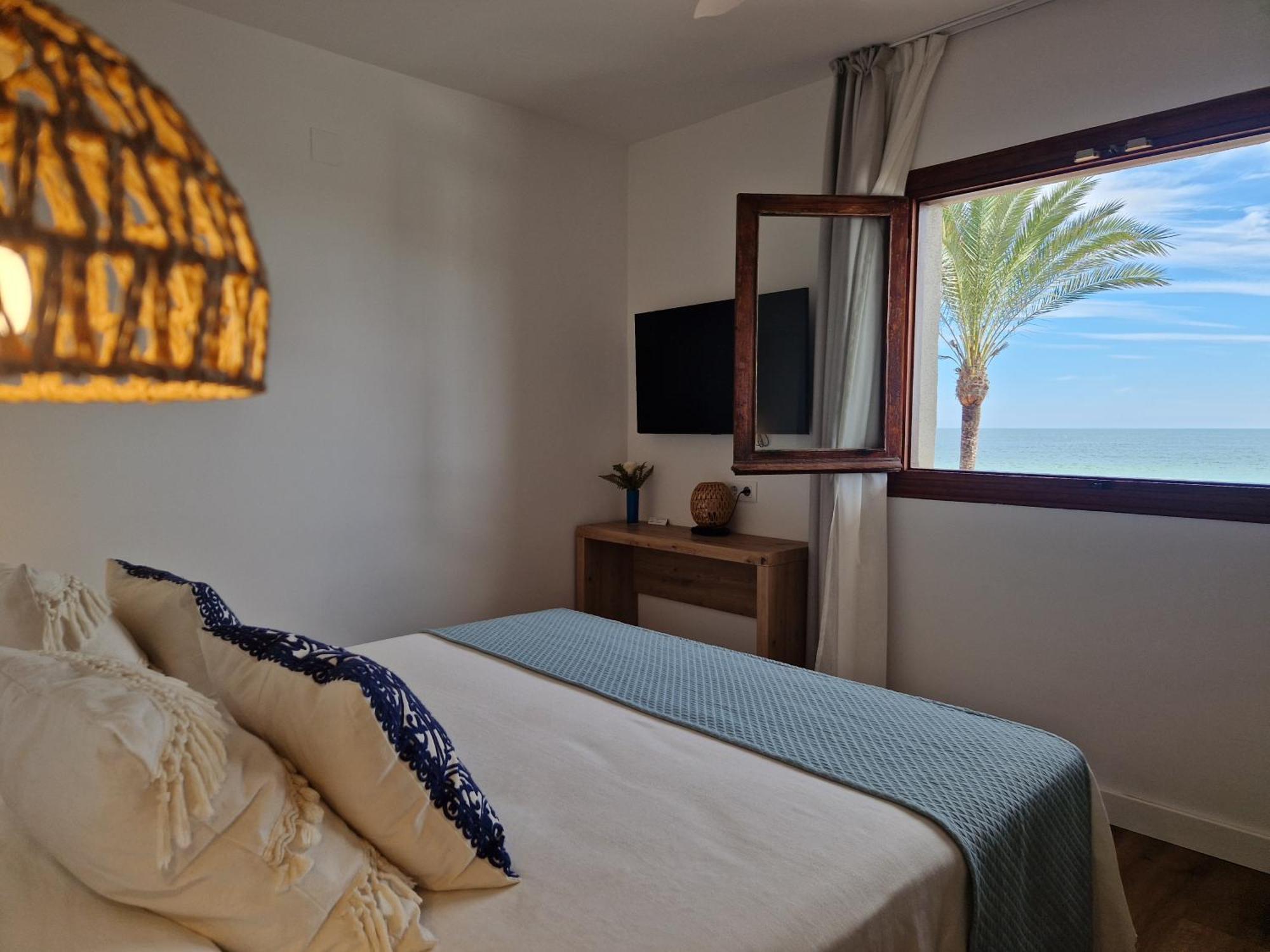 Deluxe Double Room Window