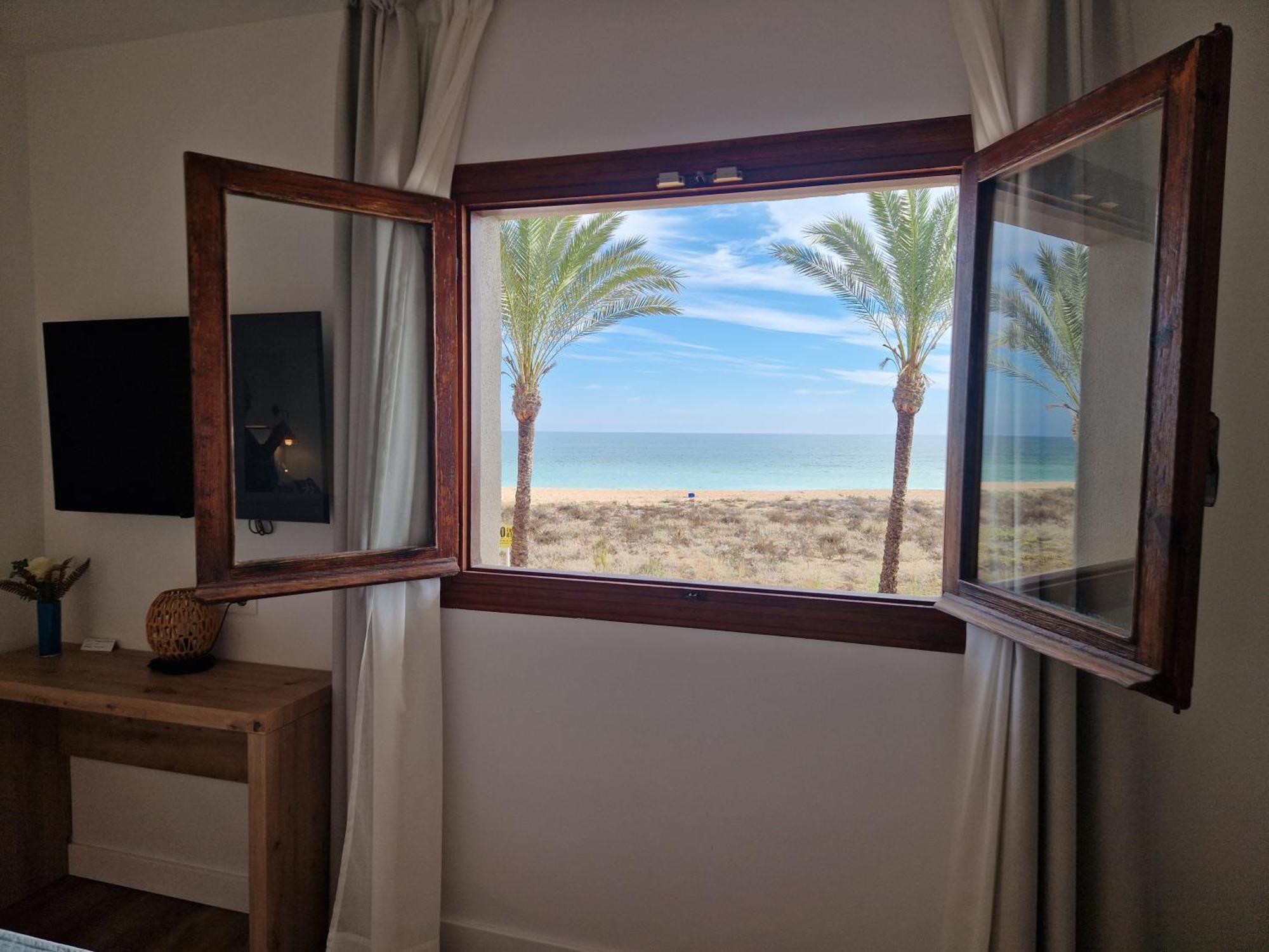 Deluxe Double Room Window