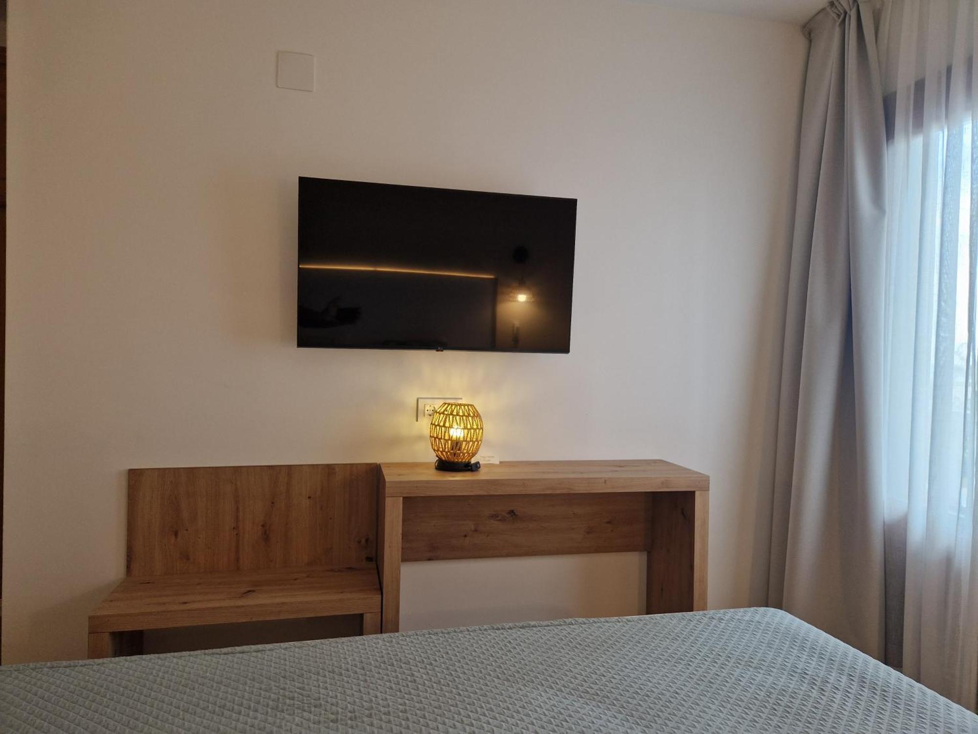 Double Room Balcony Side Sea View