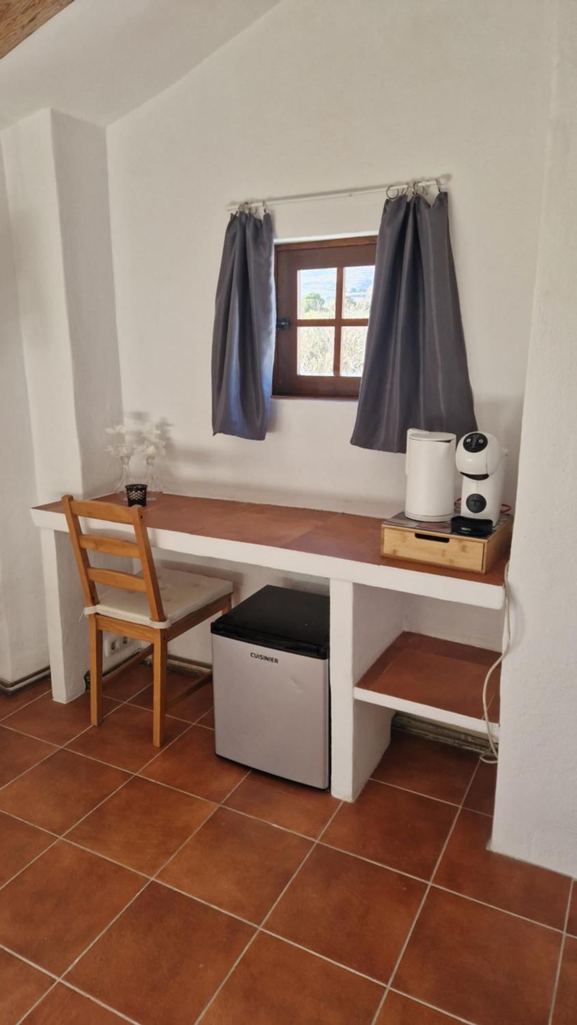 Double Room Private Bathroom