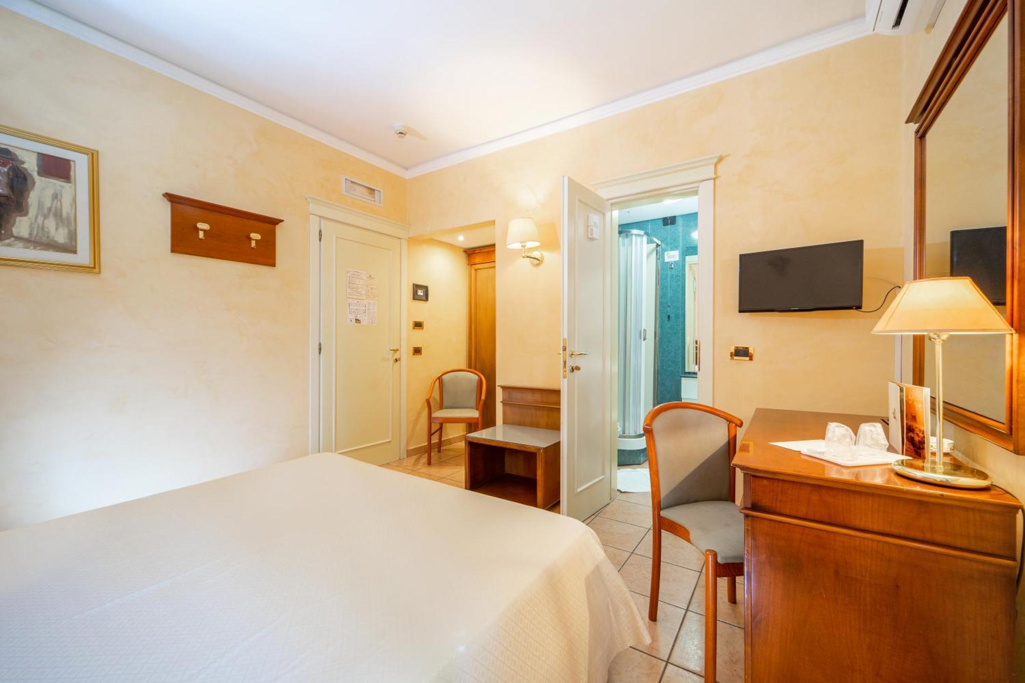 Standard Double Room,1639554189:JPEG