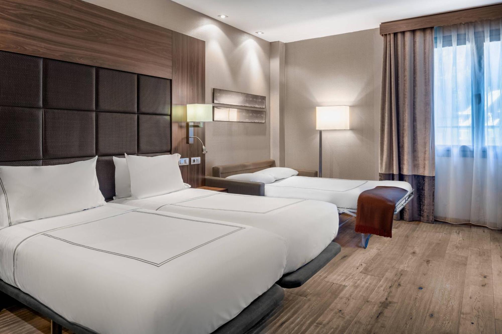 King Suite Mountain View