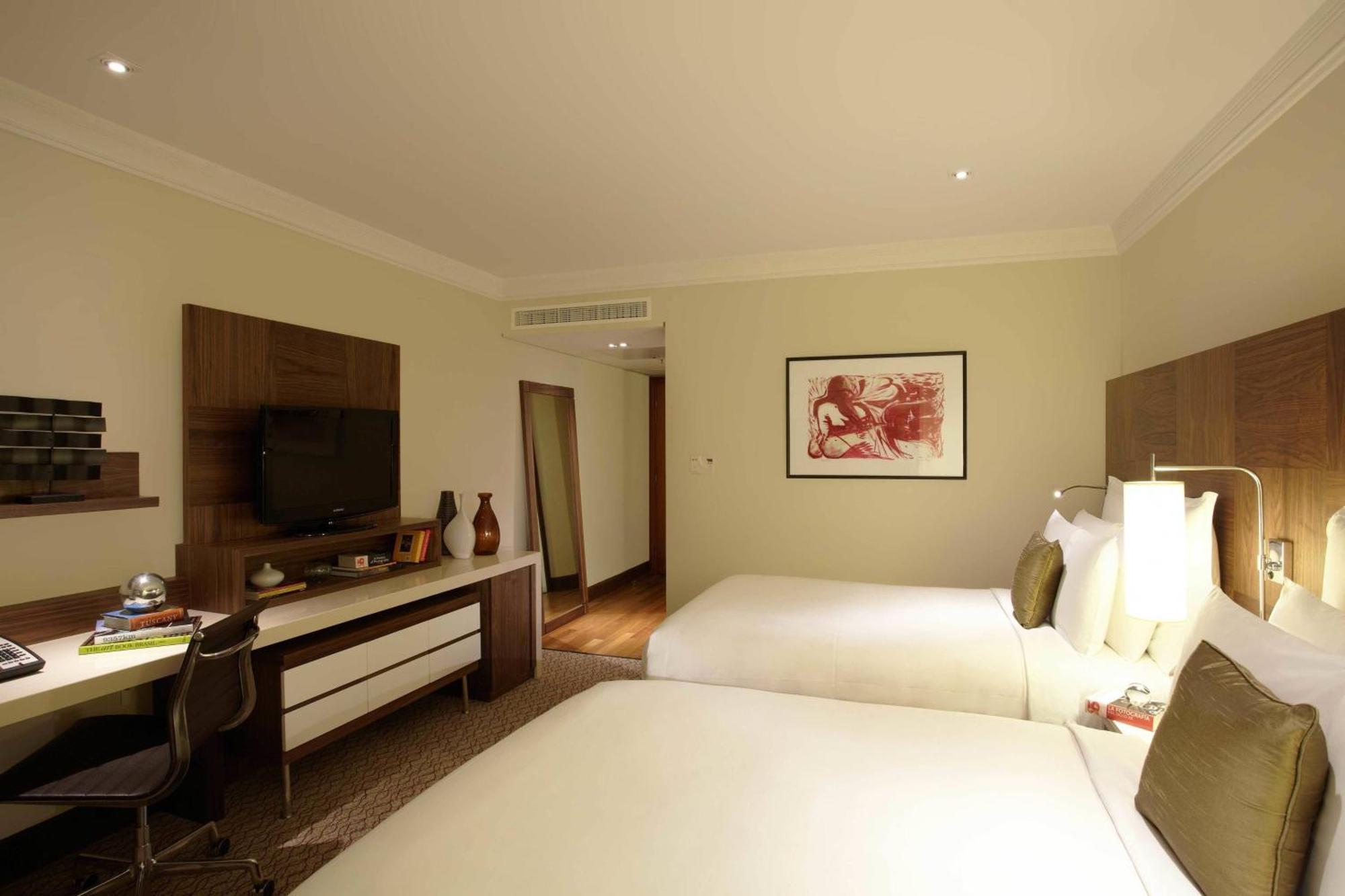 Guest room 2 Double City view