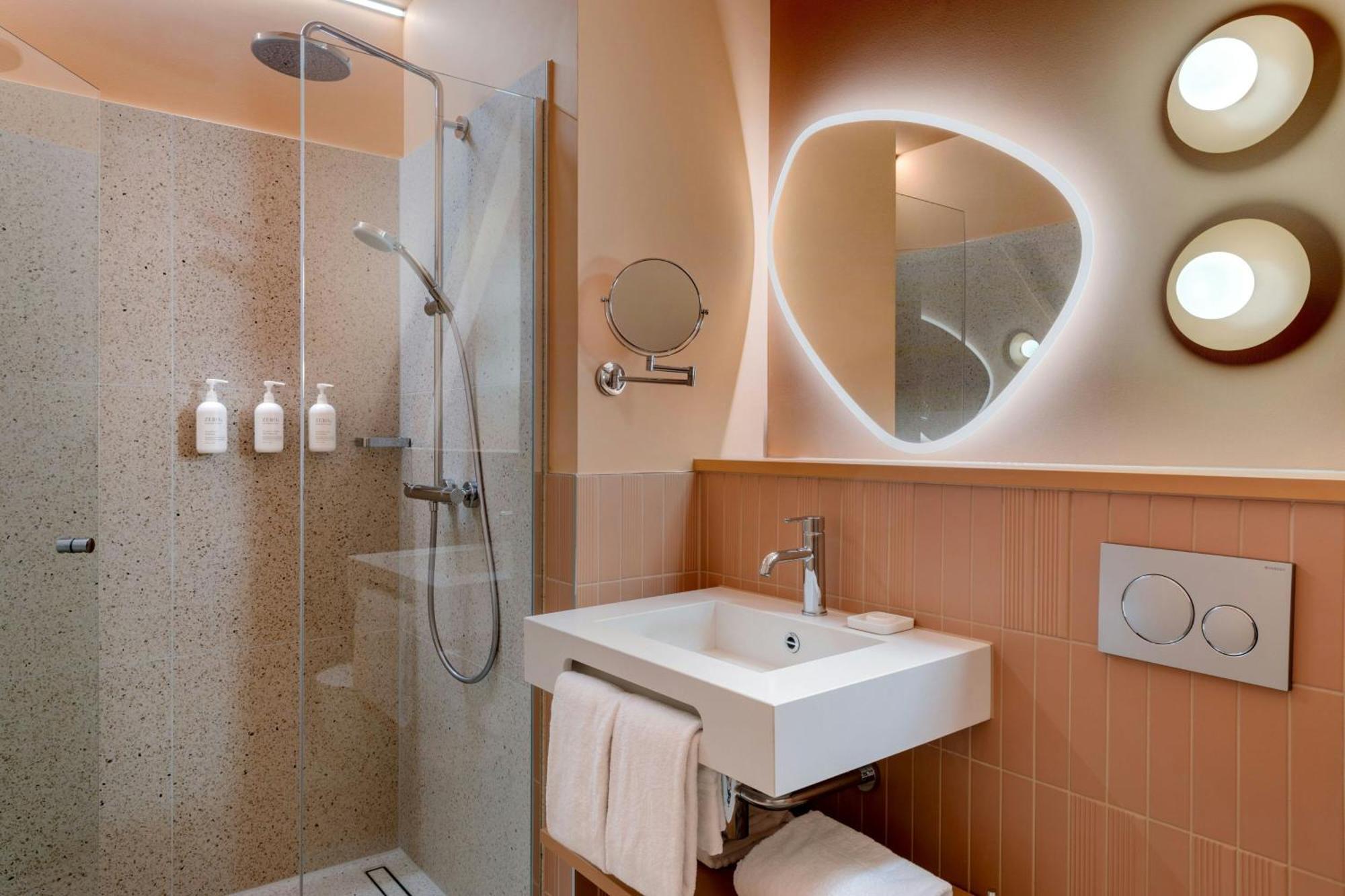 Deluxe Tweepersoonskamer met 2 Aparte Bedden