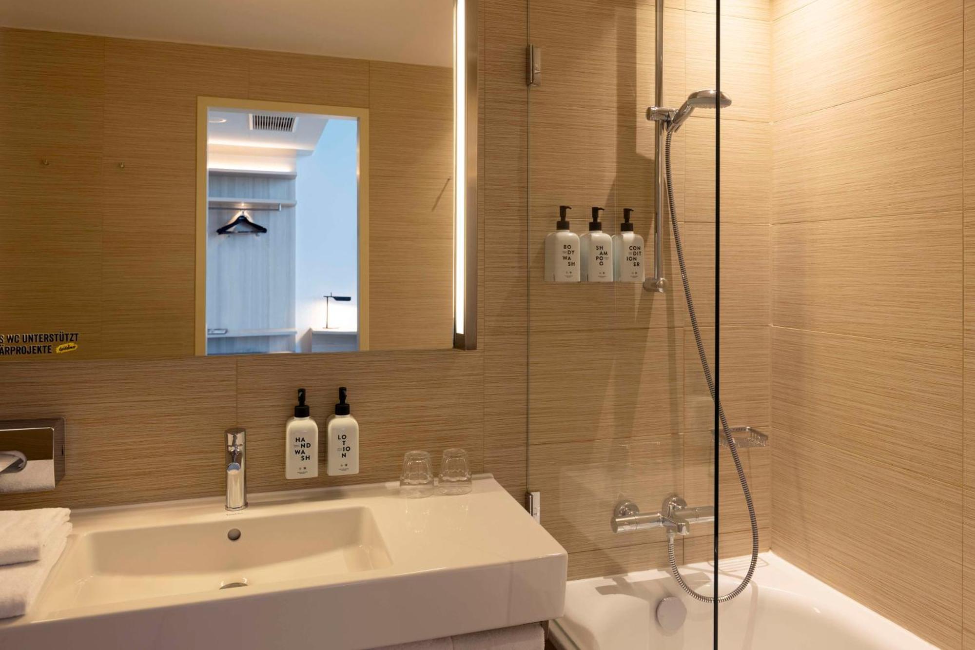 Superior Plus Double Room access to the lounge "Living Room"
