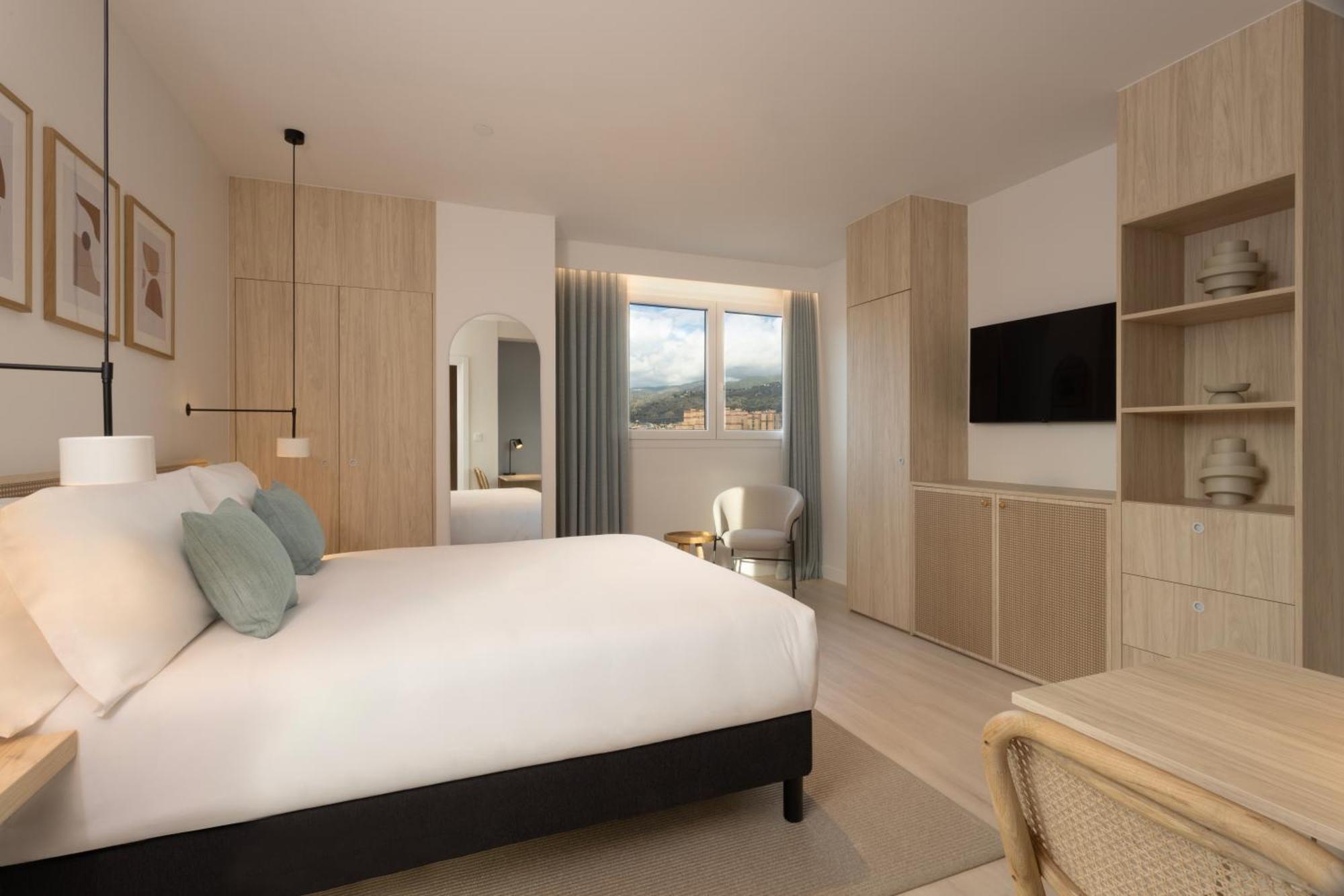 Studio Suite A
