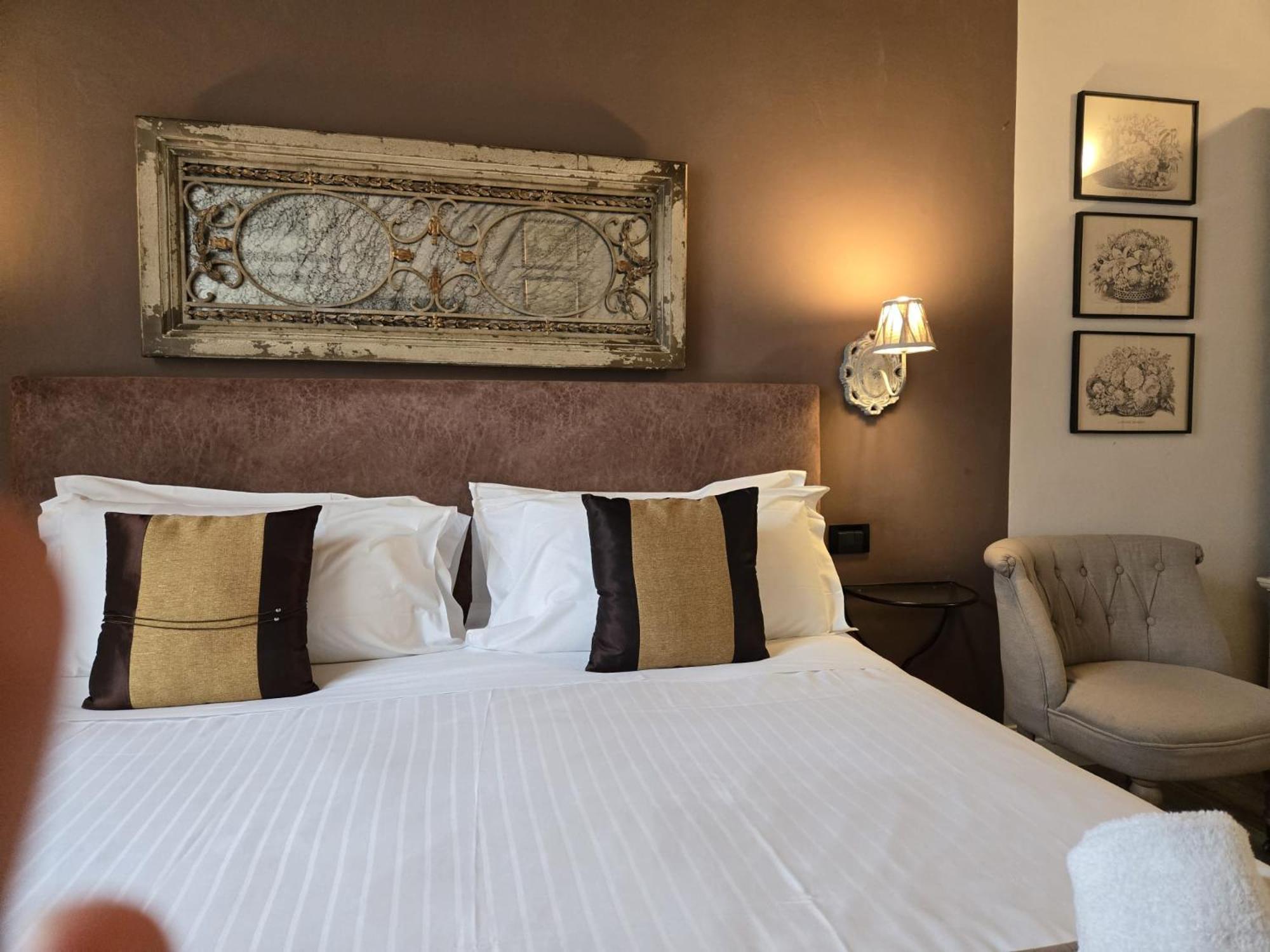 Superior Double Room,1653534126:JPEG