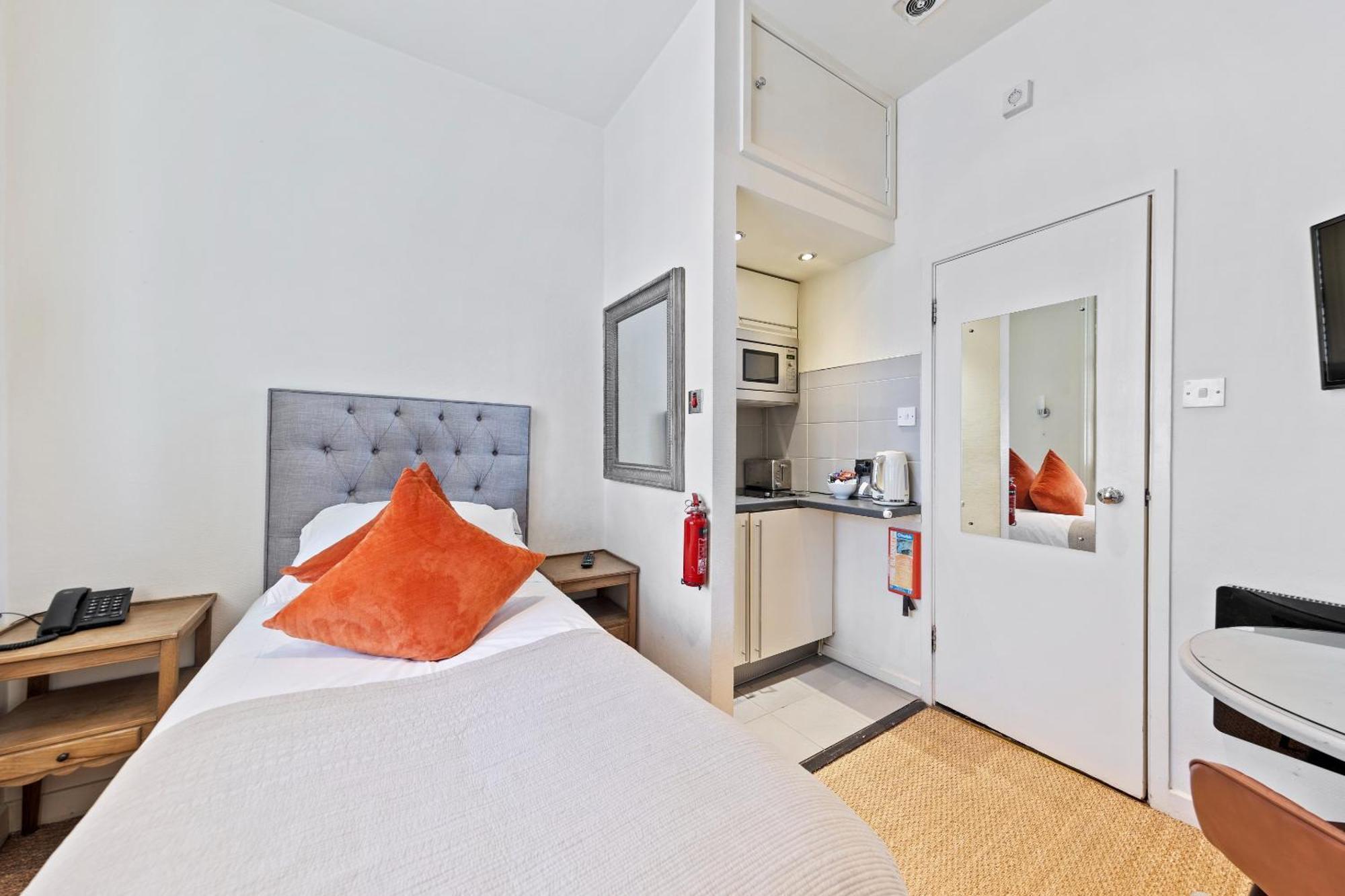 Quarto Individual