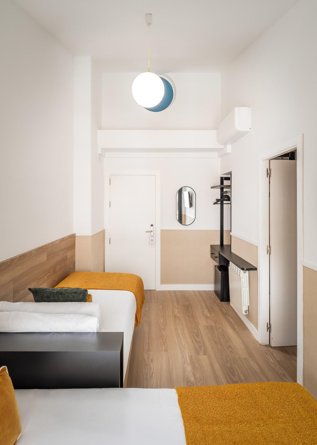 Family Room,1658774921:JPEG