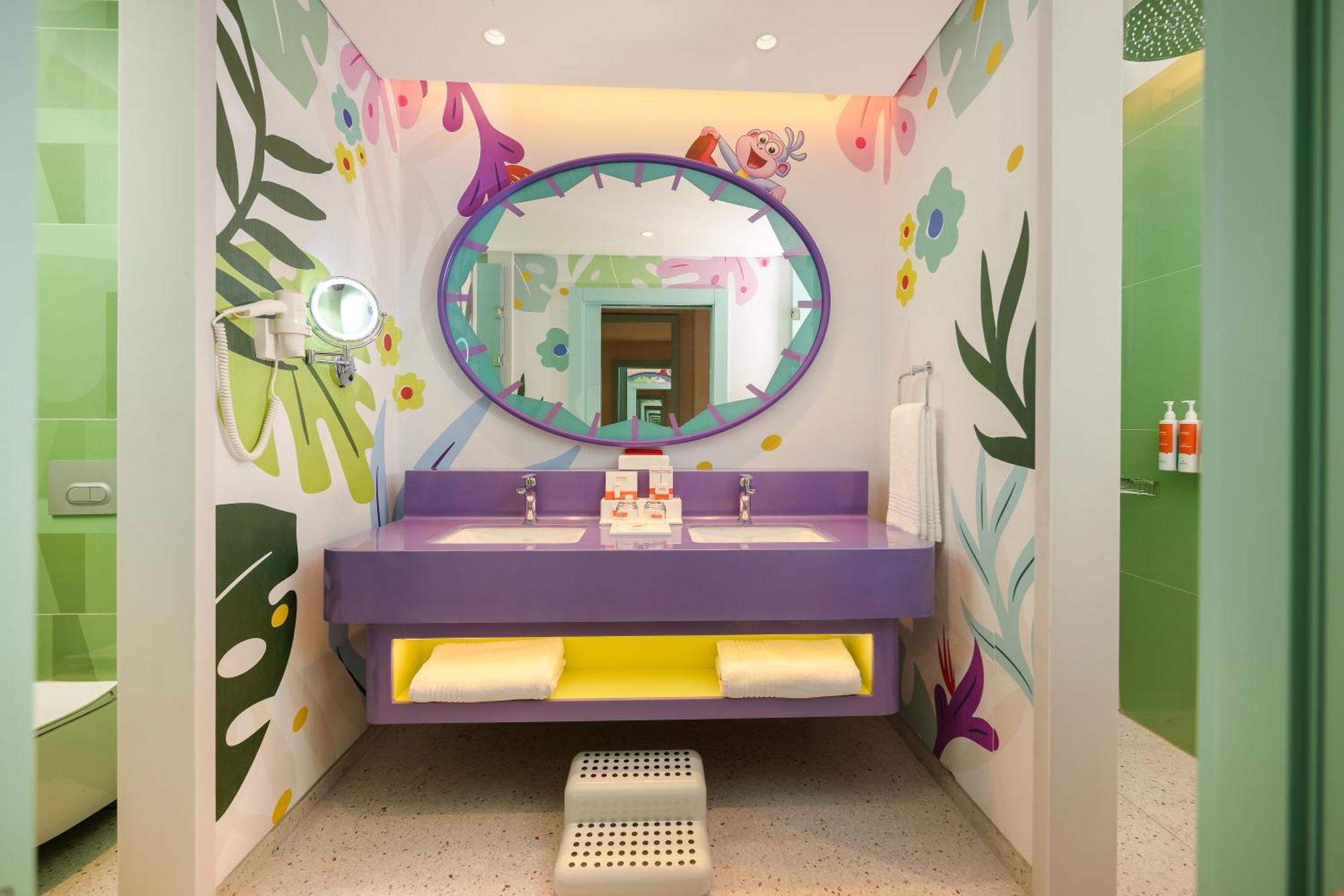 Themed Deluxe Suite