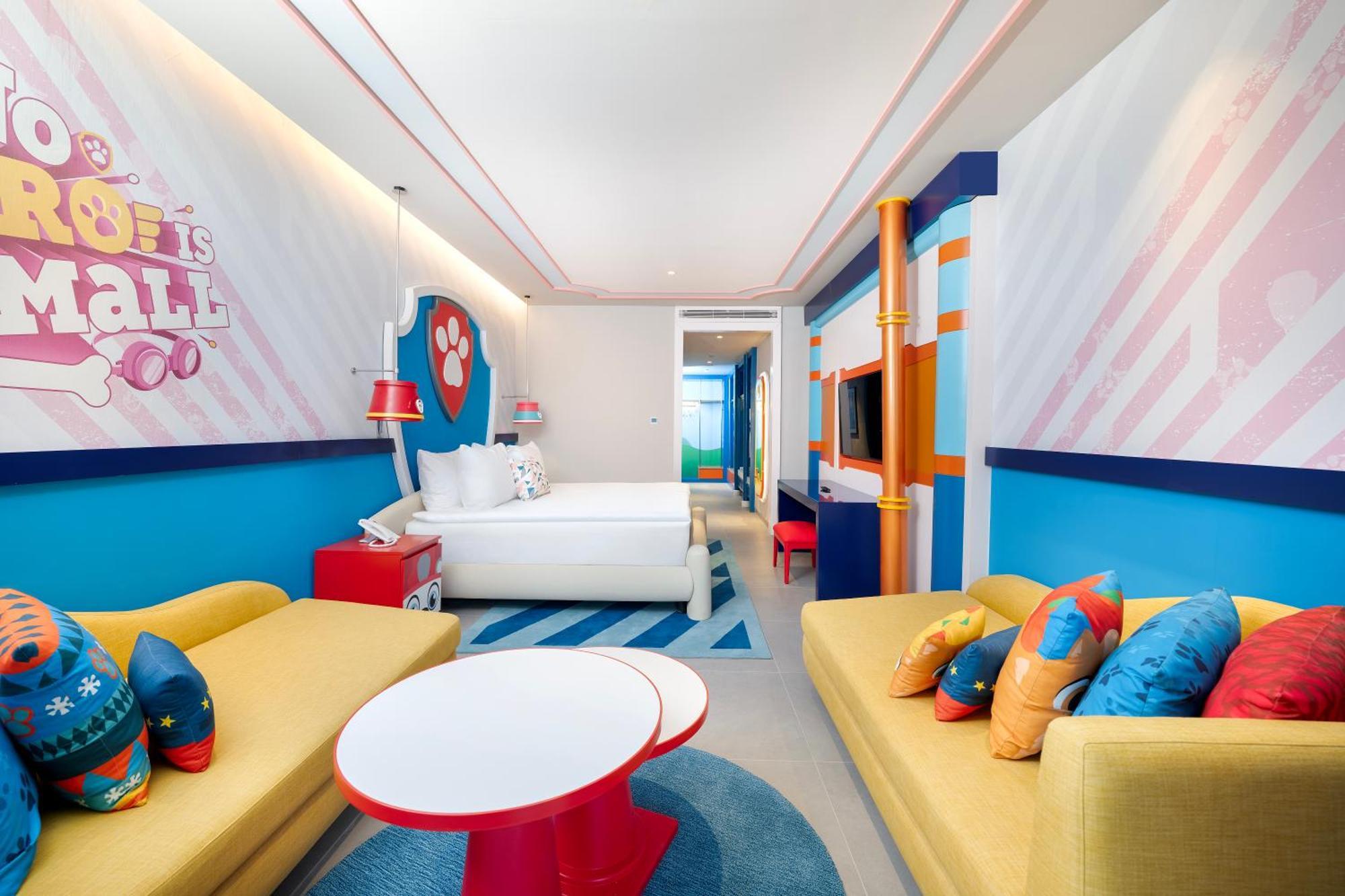 Themed Deluxe Connection Room