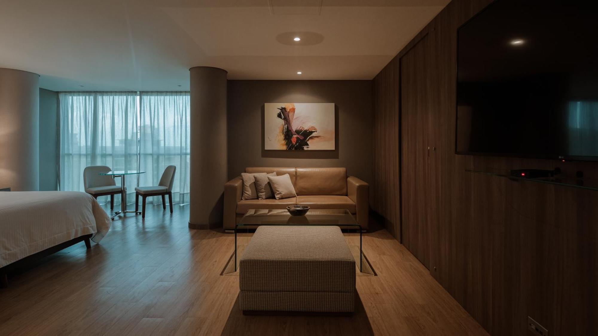Junior Suite Deluxe city view