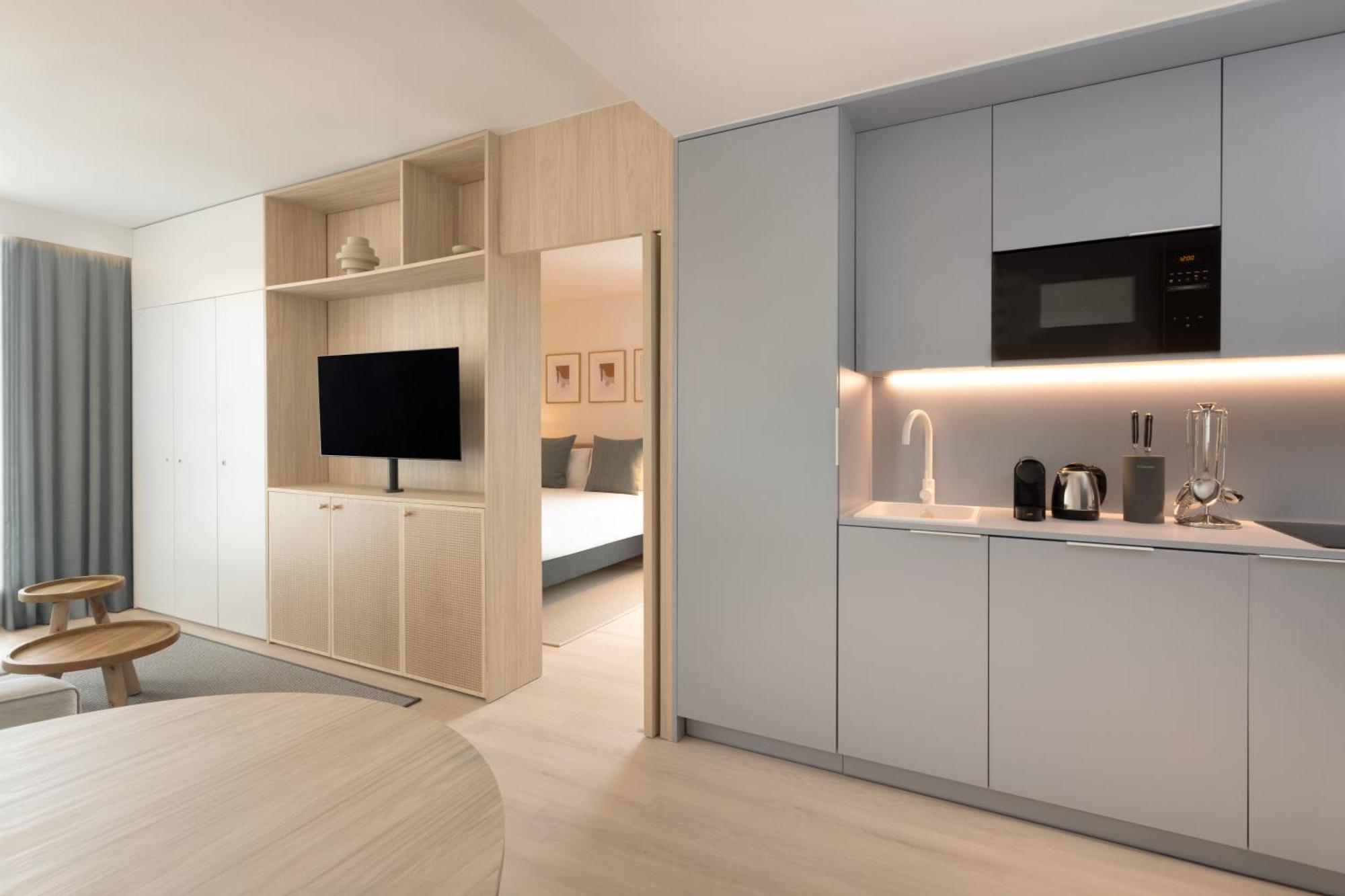Suite con 1 Camera da Letto e 1 Divano-Letto